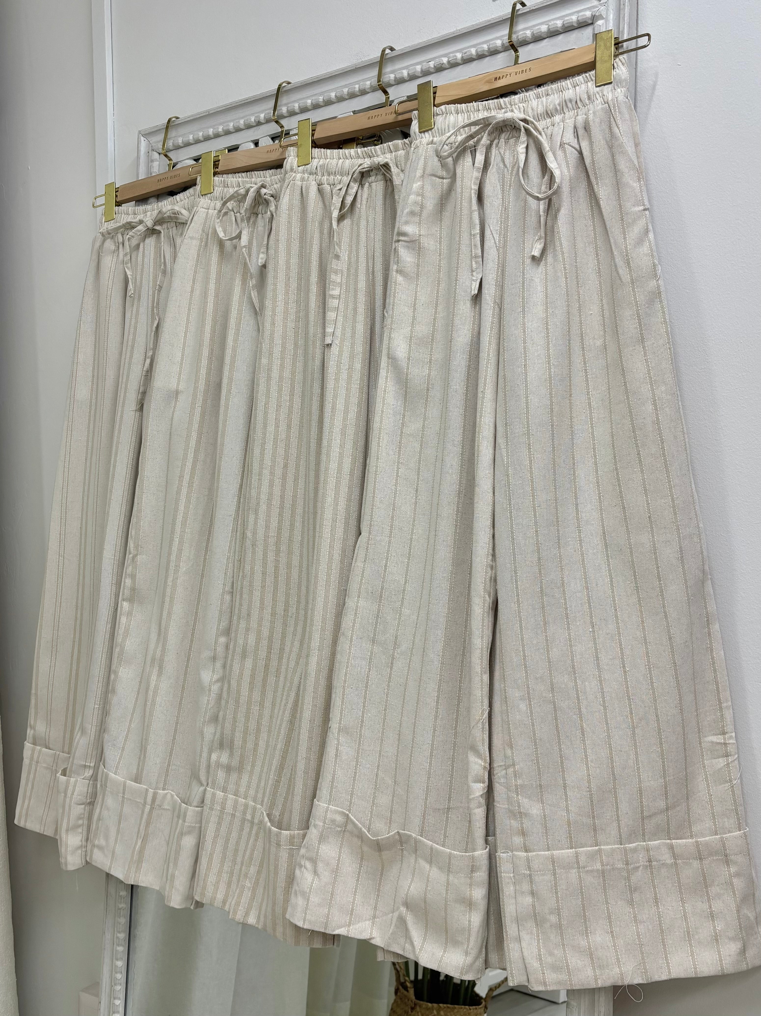 Linen Folded Structured Pants