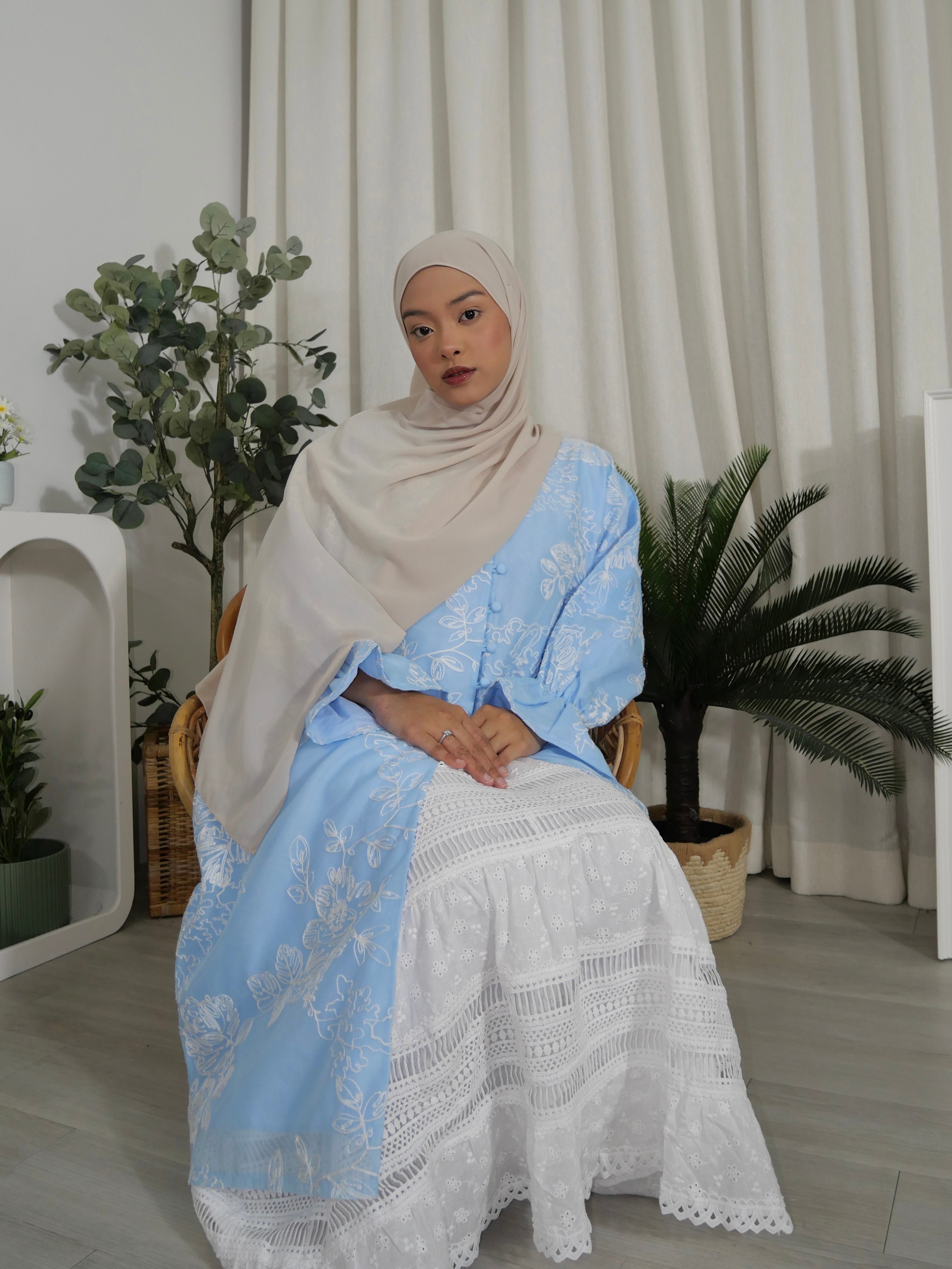 Lustre Blossom Top HV LABEL