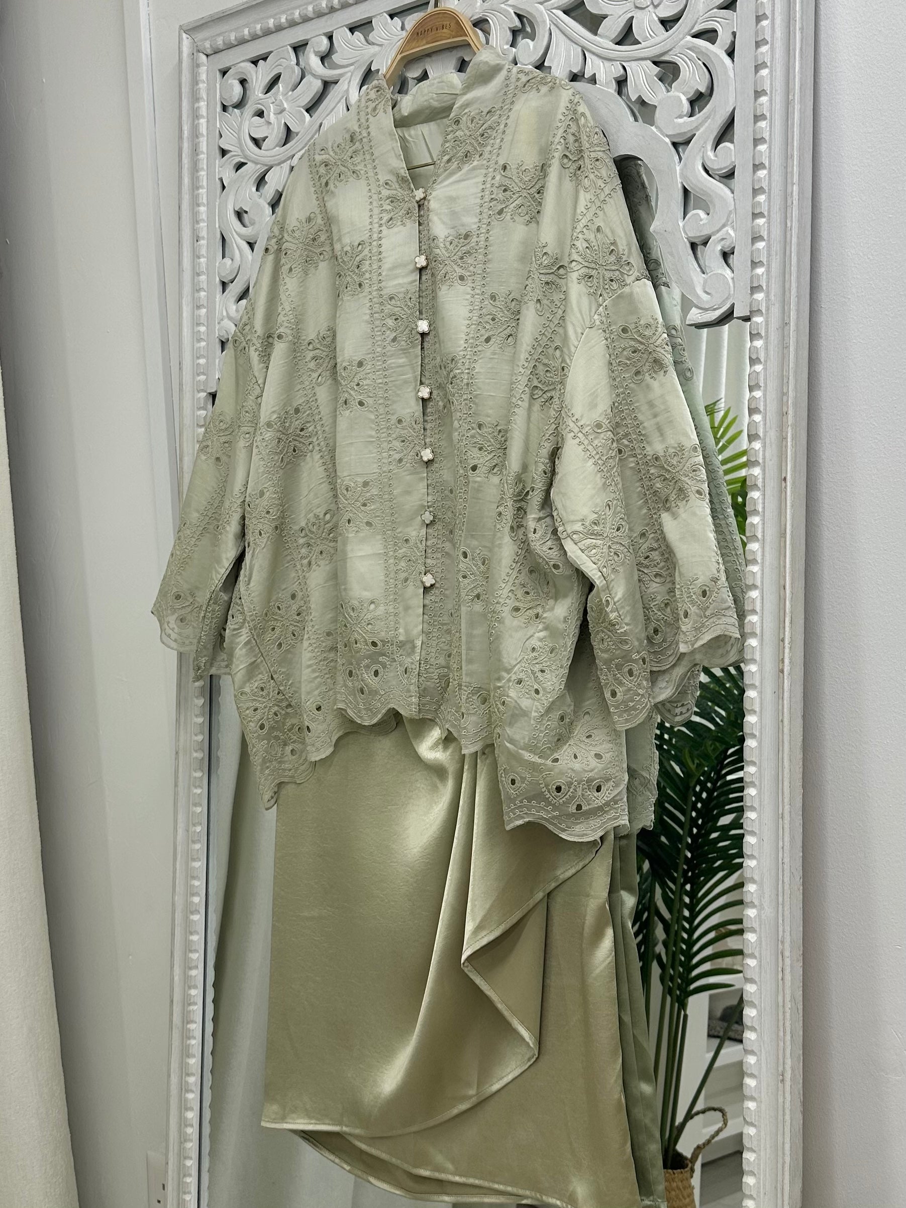 Ketipak Ketipung Kebaya Set