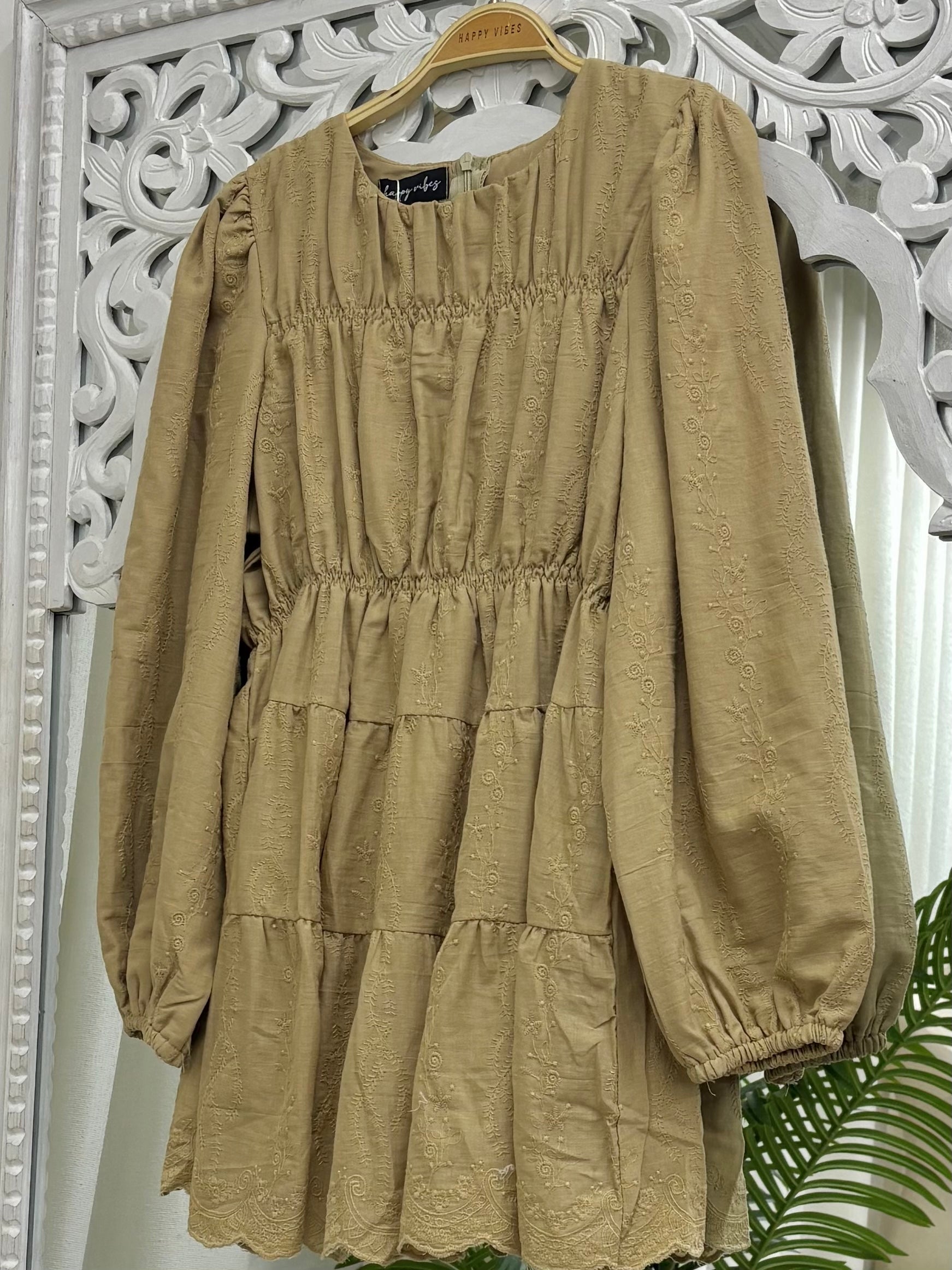 Freya Embo Top - Elowen HV LABEL