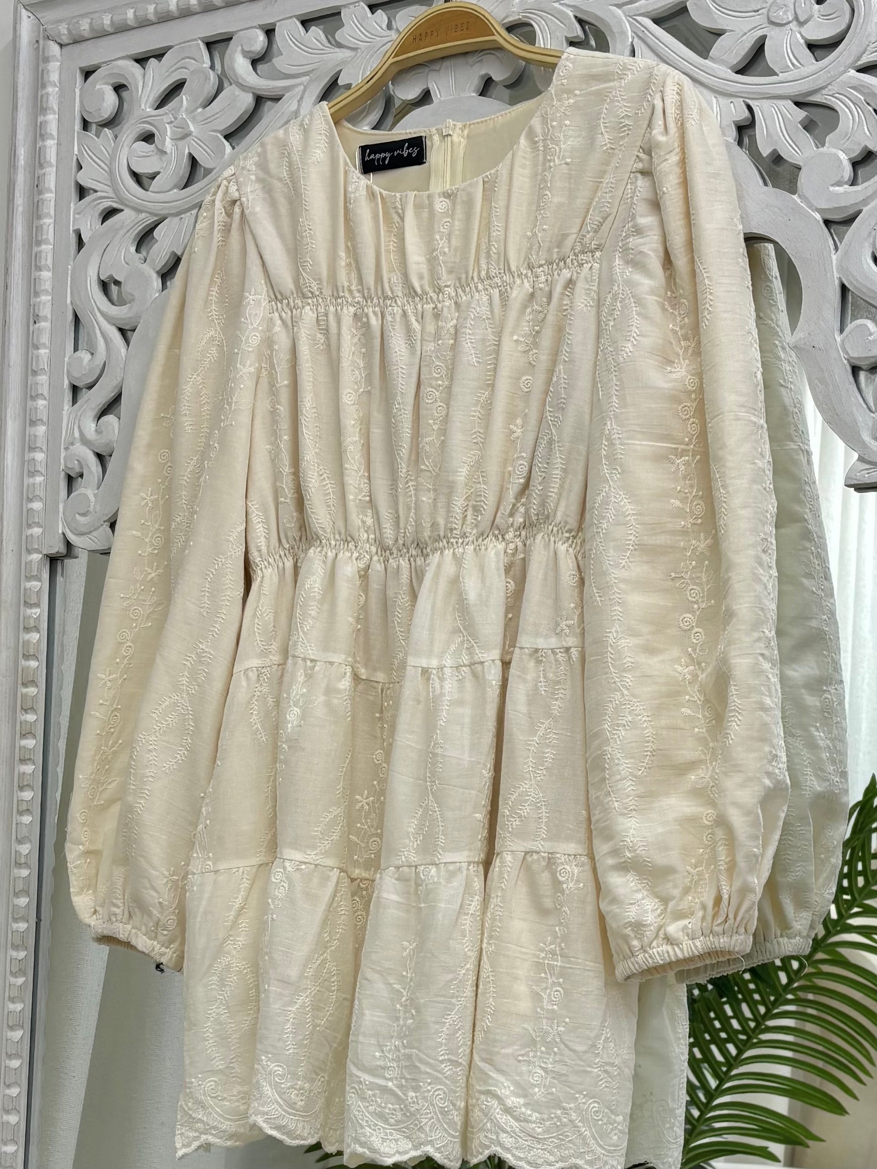 Freya Embo Top - Elowen HV LABEL
