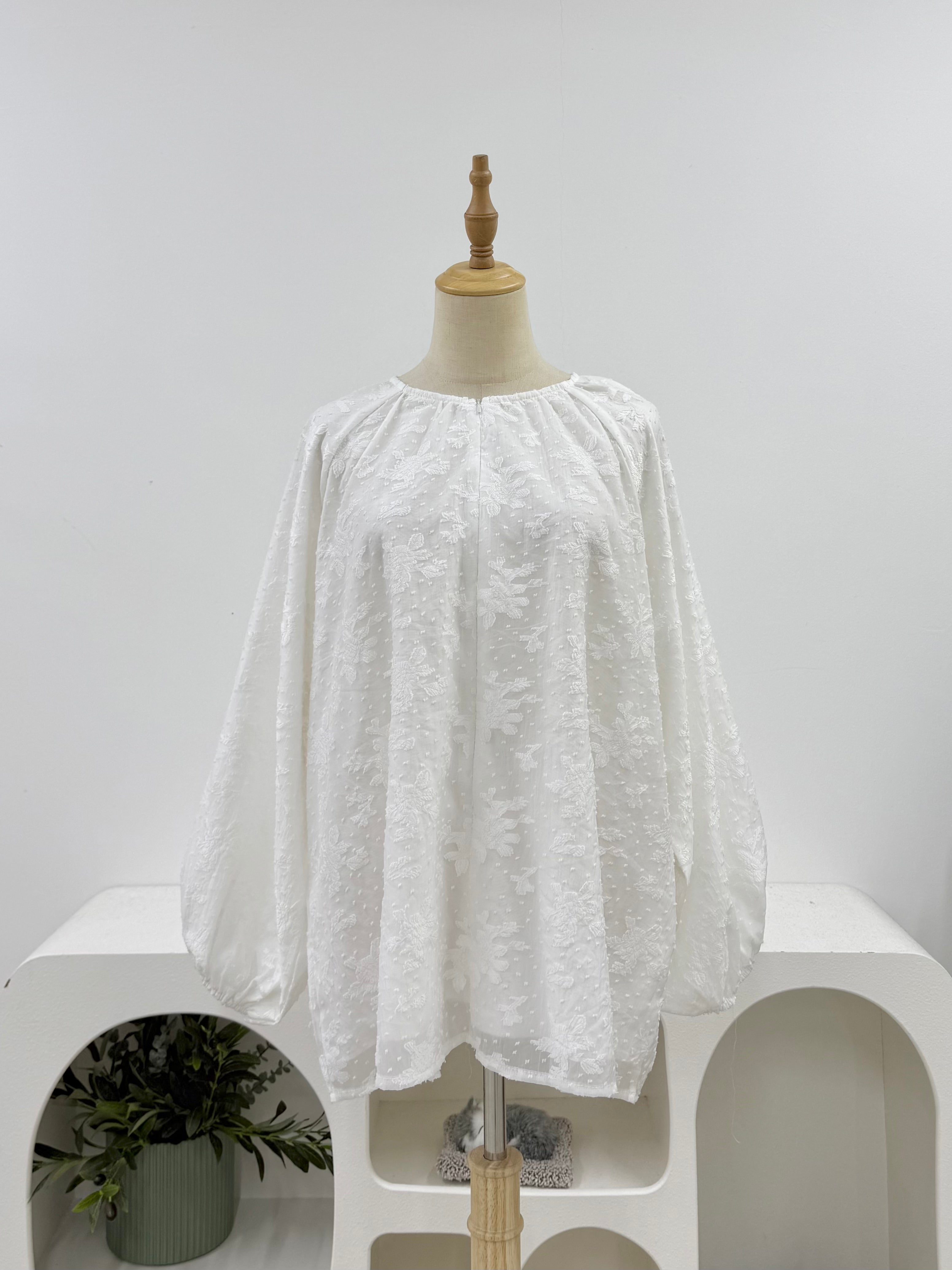 Celestine Blouse - Lunaria Nursing Friendly