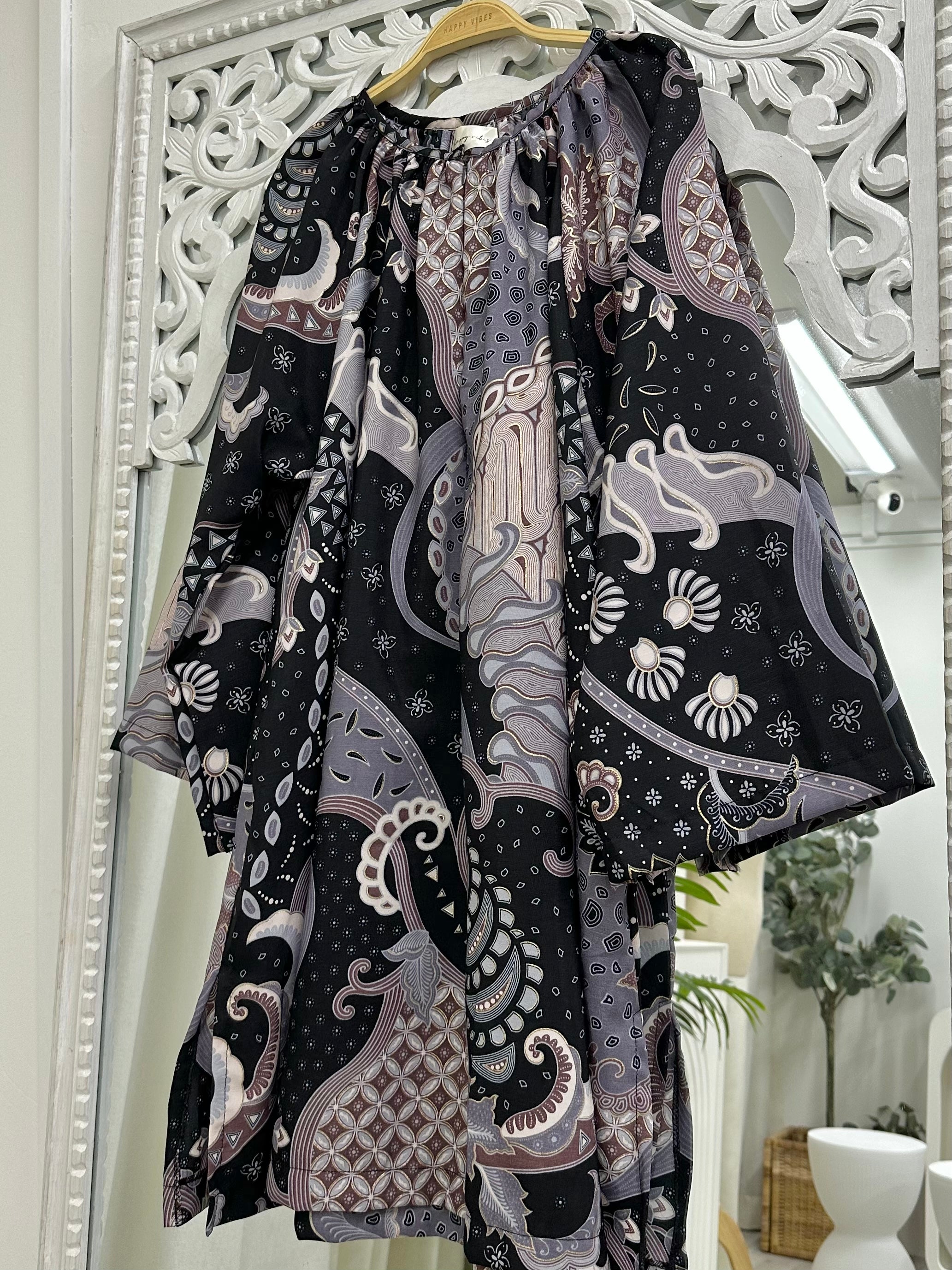Raglan Sleeve Batik Tunic - Nursing Friendly