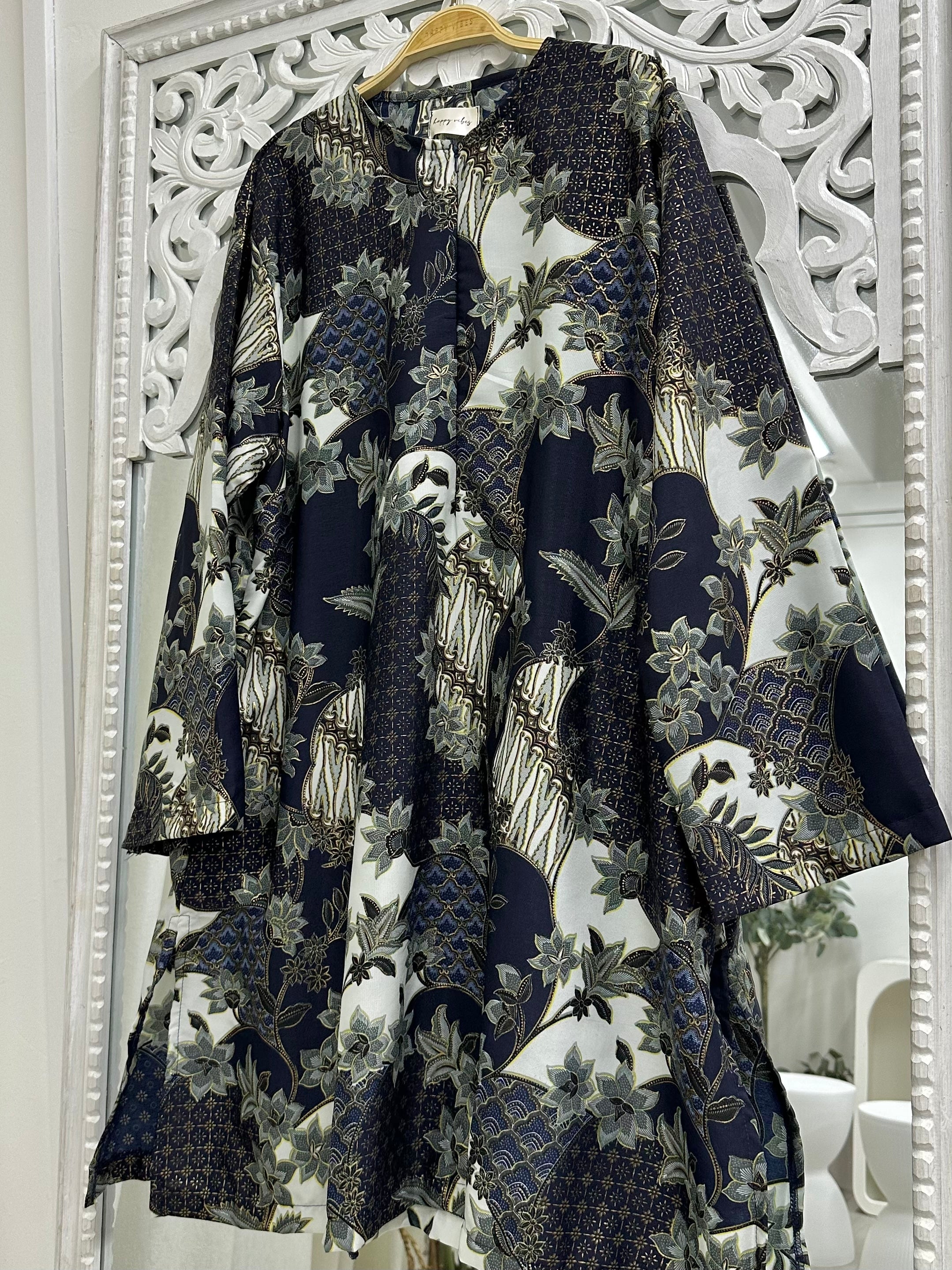 Oversized Batik Midi Tunic