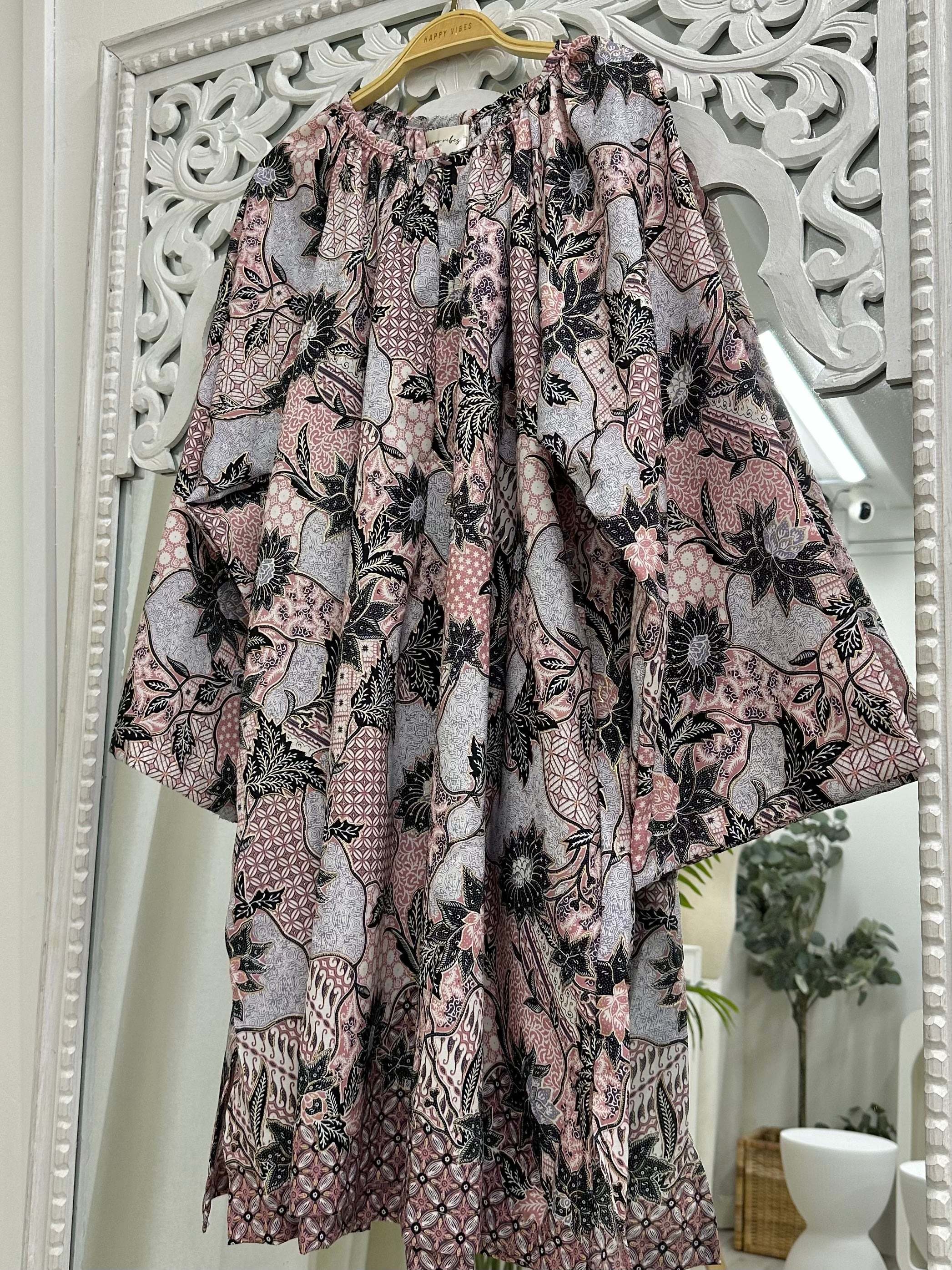 Raglan Sleeve Batik Tunic - Nursing Friendly