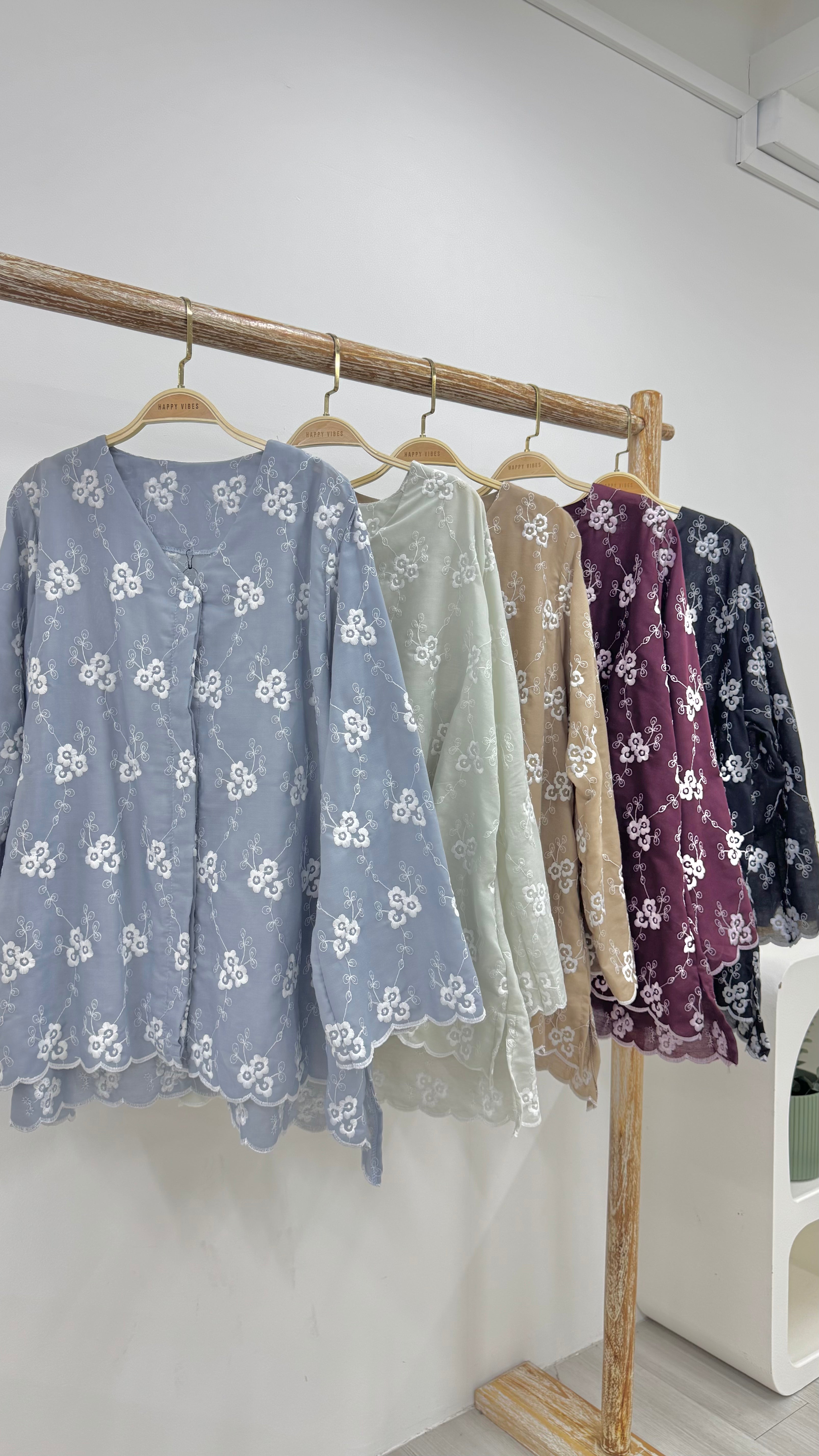 Miya Embroidered Sulam Top