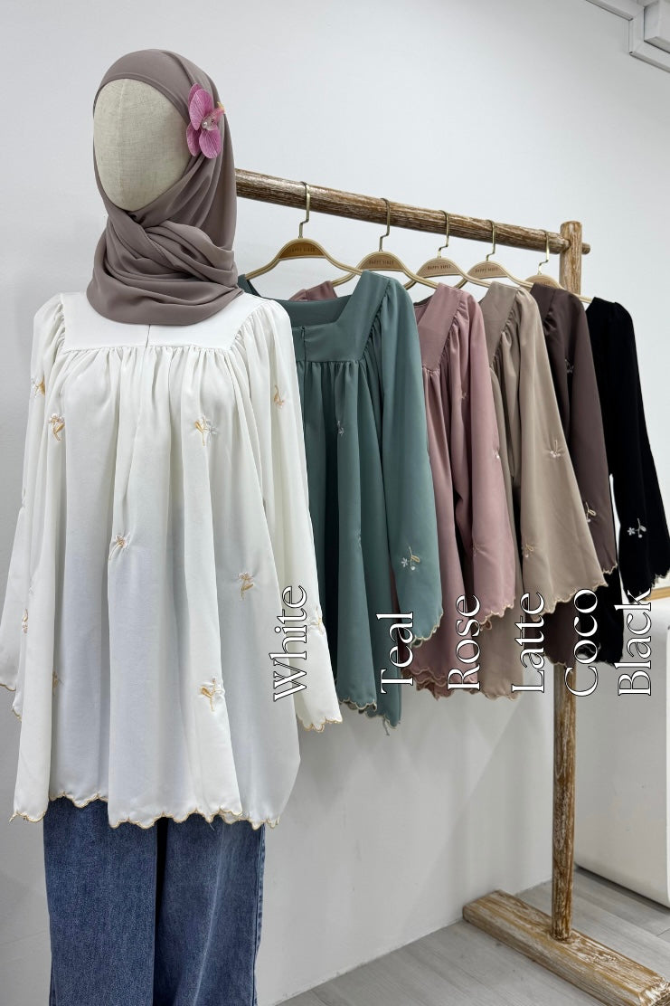 Round Petal Babydoll Blouse