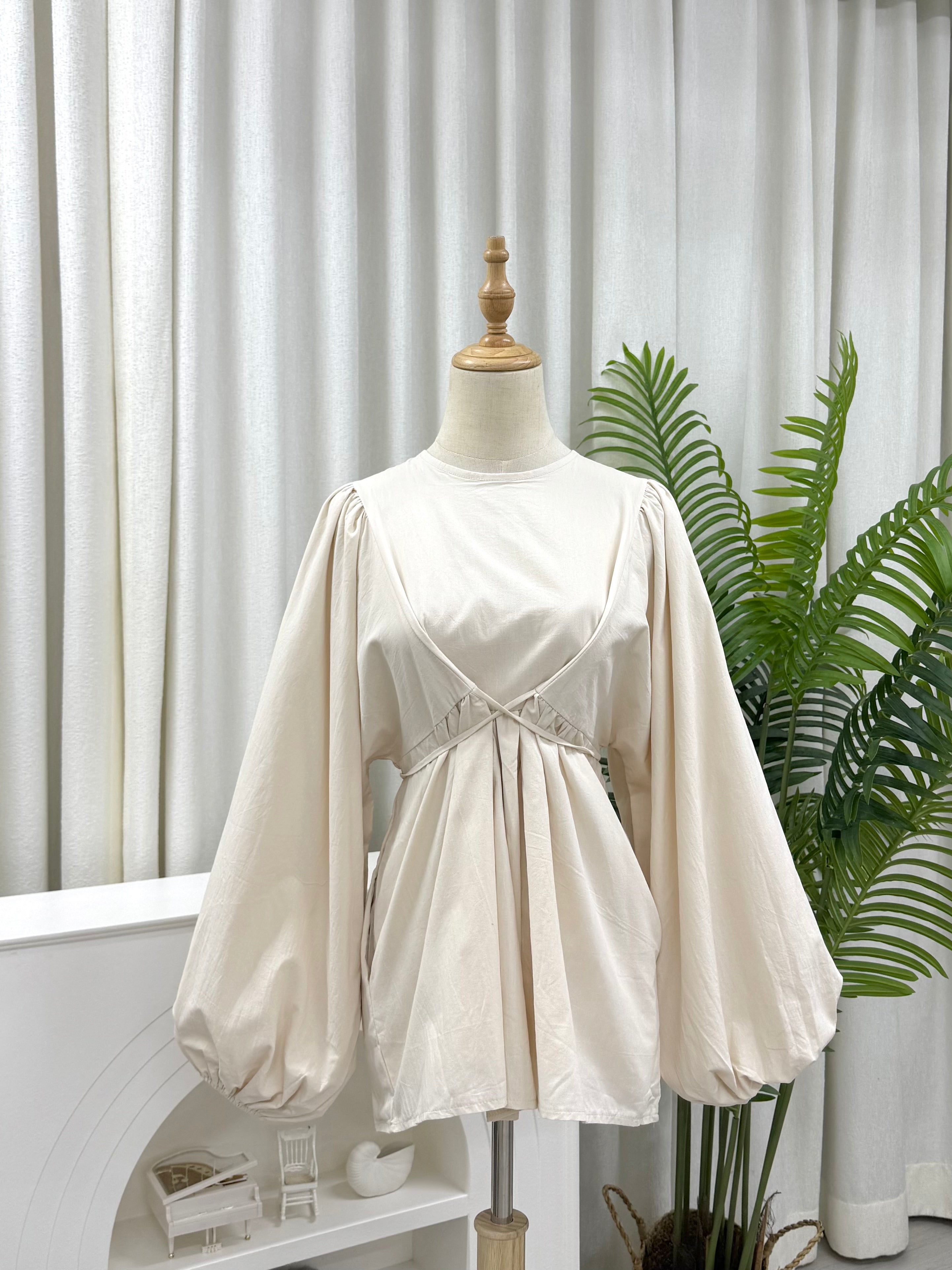 Faye Tie Blouse HV Label Bestseller