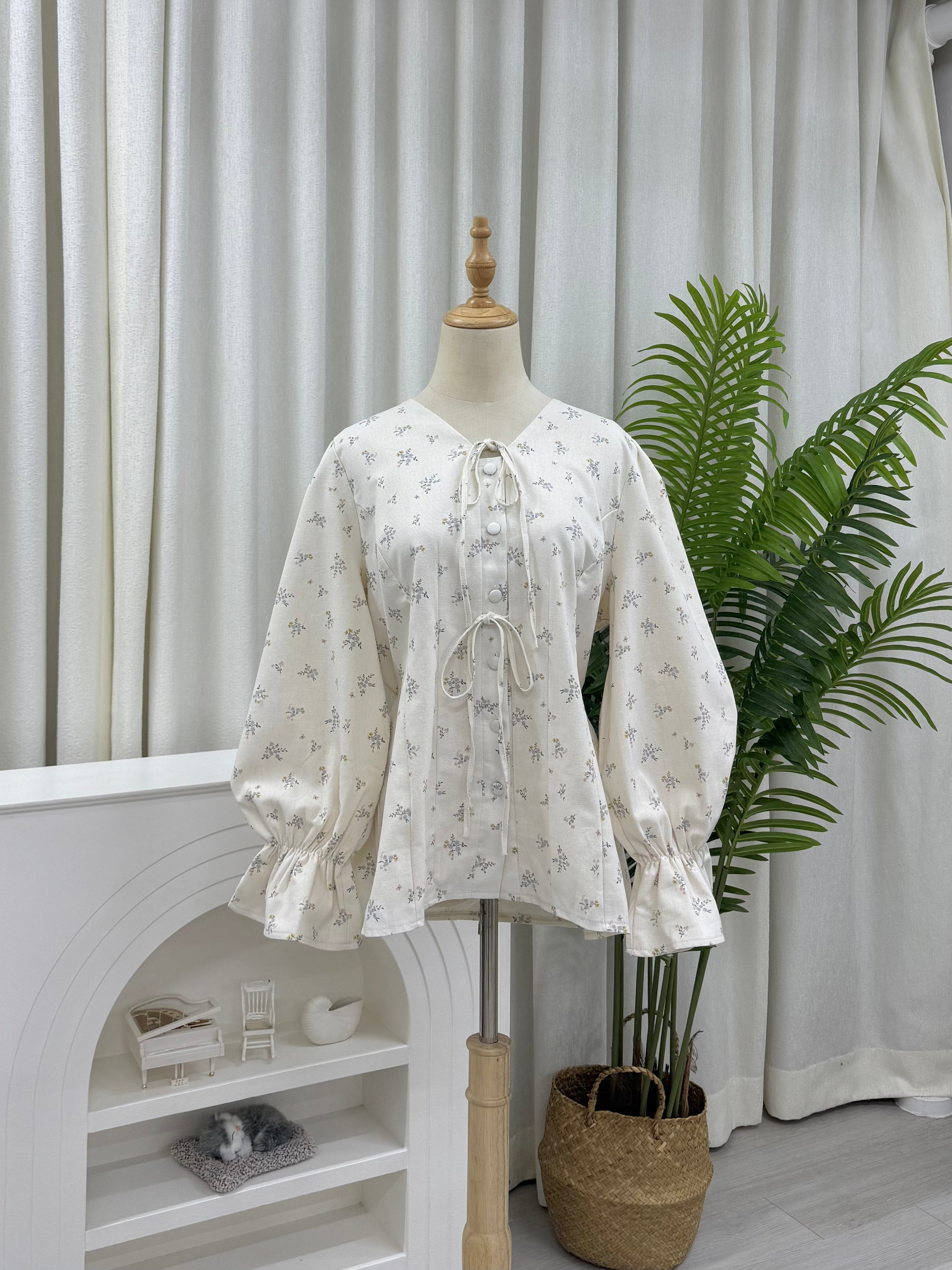 Cottage Belle Imprinted Top