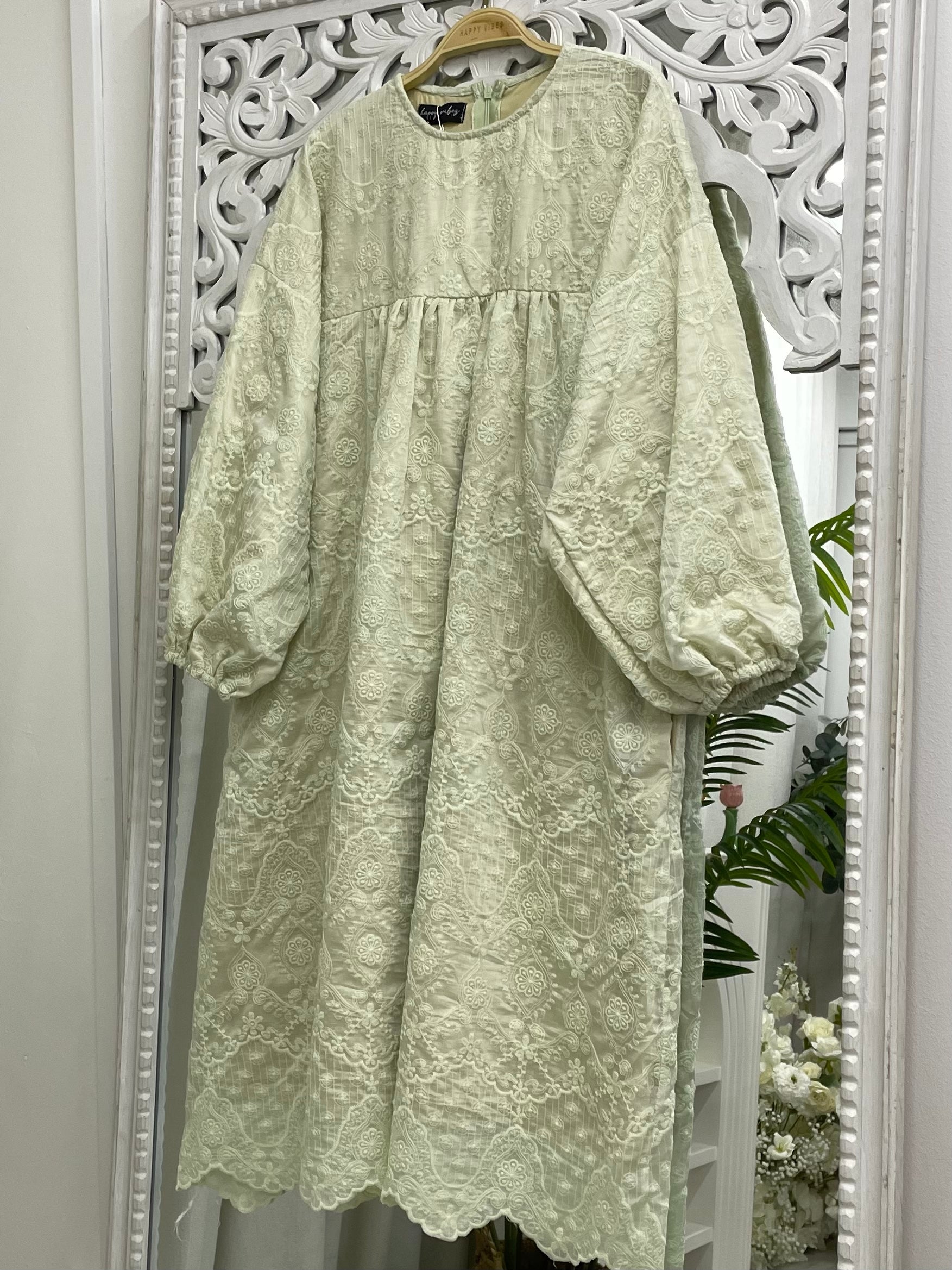 Willow Cloud Embo Tunic HV Label