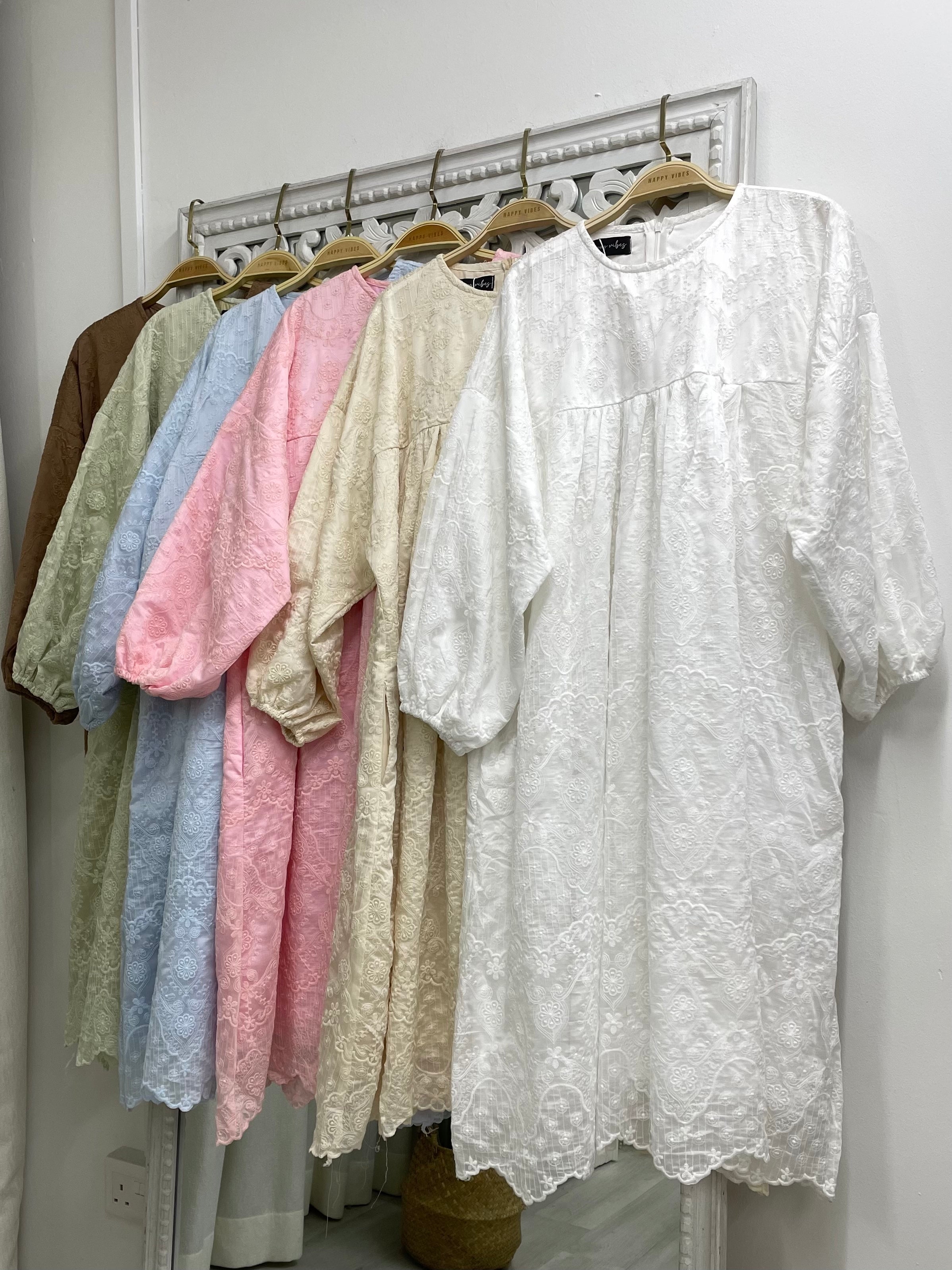 Willow Cloud Embo Tunic HV Label