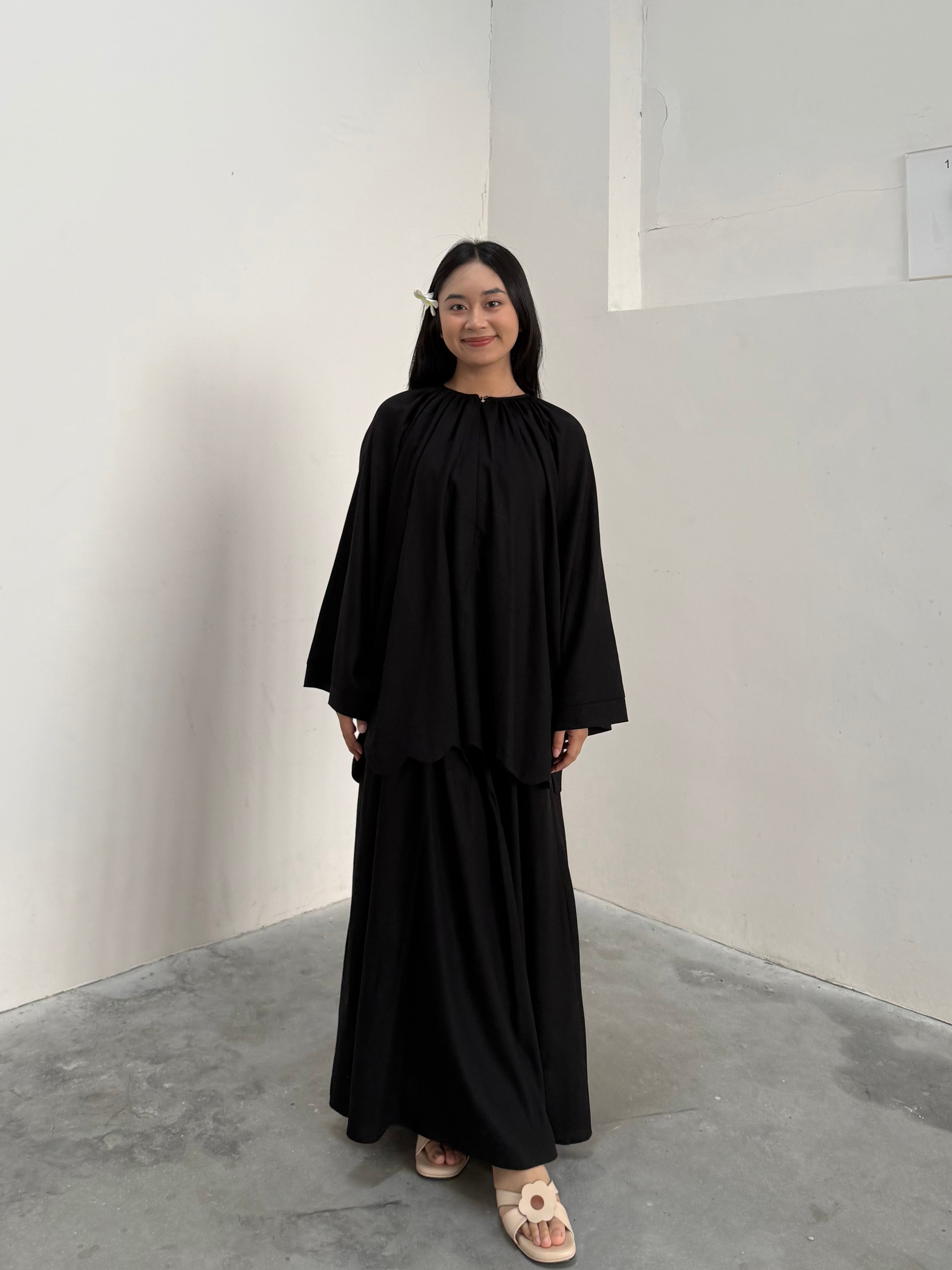 Allure Plain Skirt Set