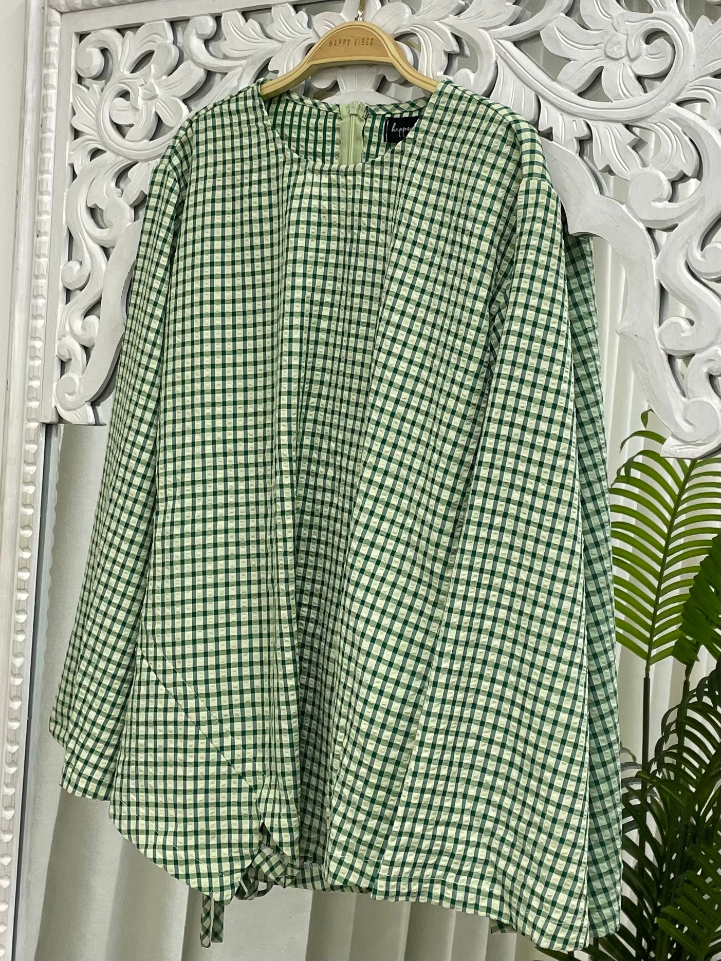Cinch Muse Seam Top -  Checkered