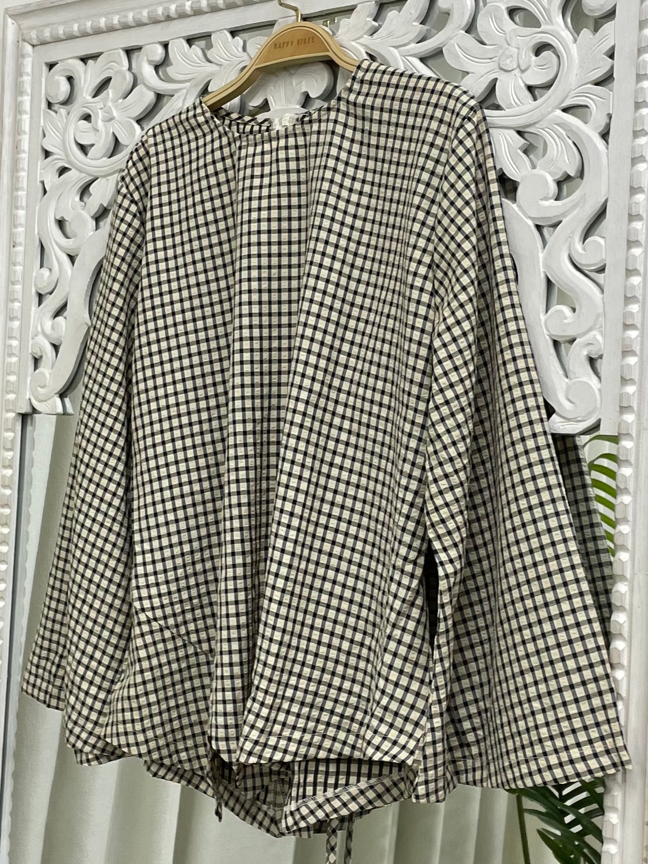 Cinch Muse Seam Top -  Checkered