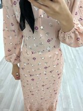 Load image into Gallery viewer, Mermaid Pink Rose Dress