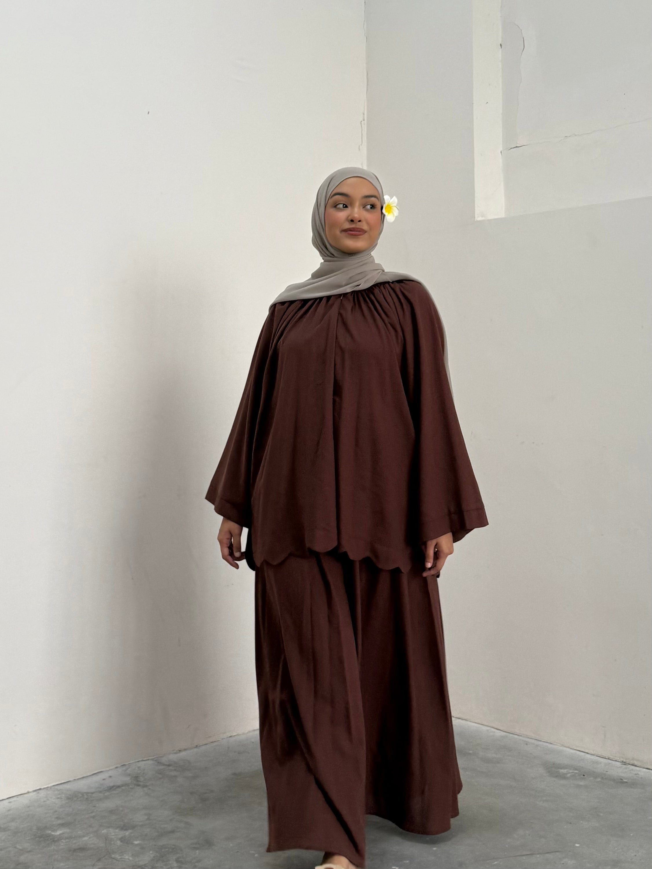 Allure Plain Skirt Set