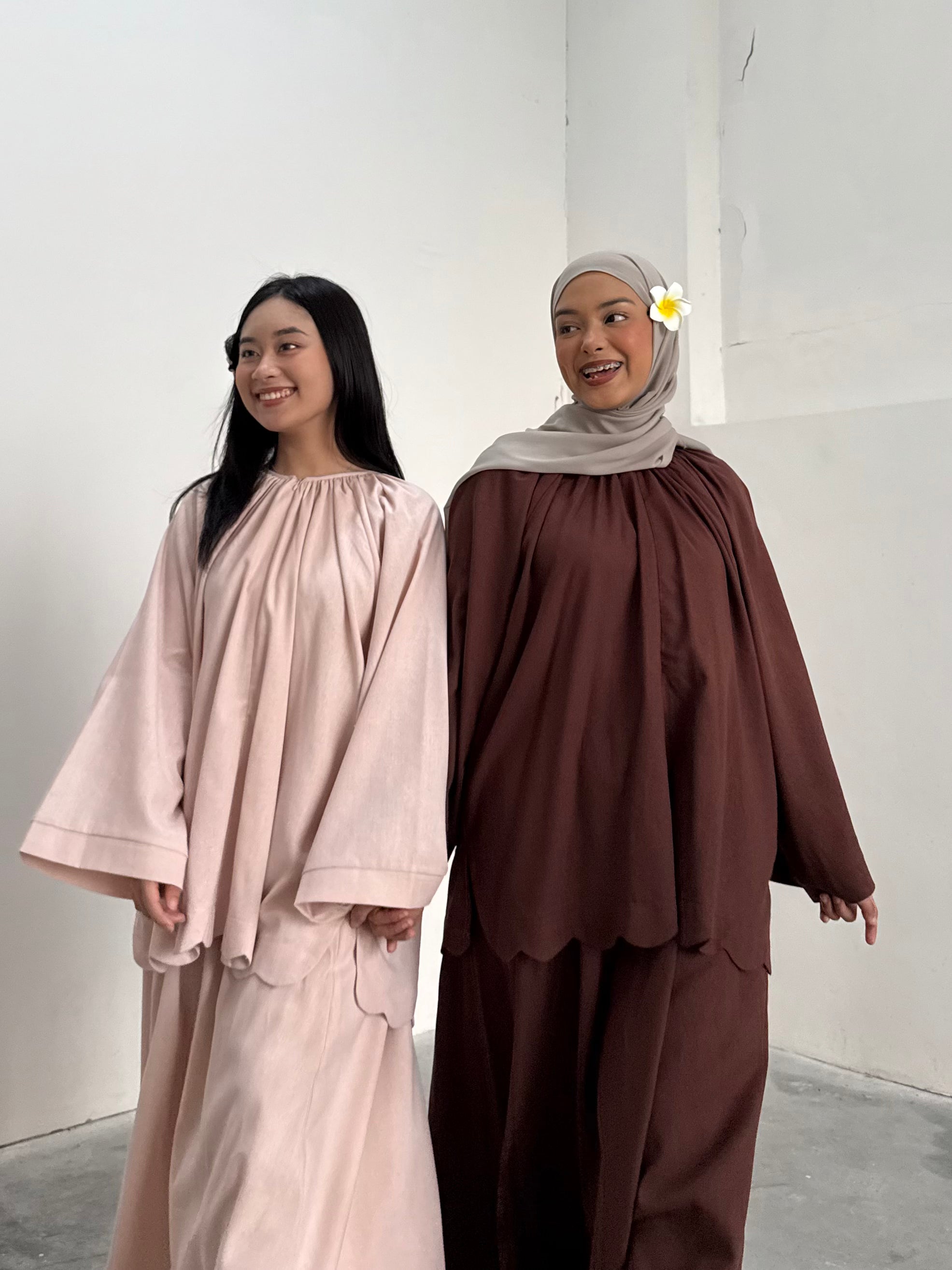 Allure Plain Skirt Set