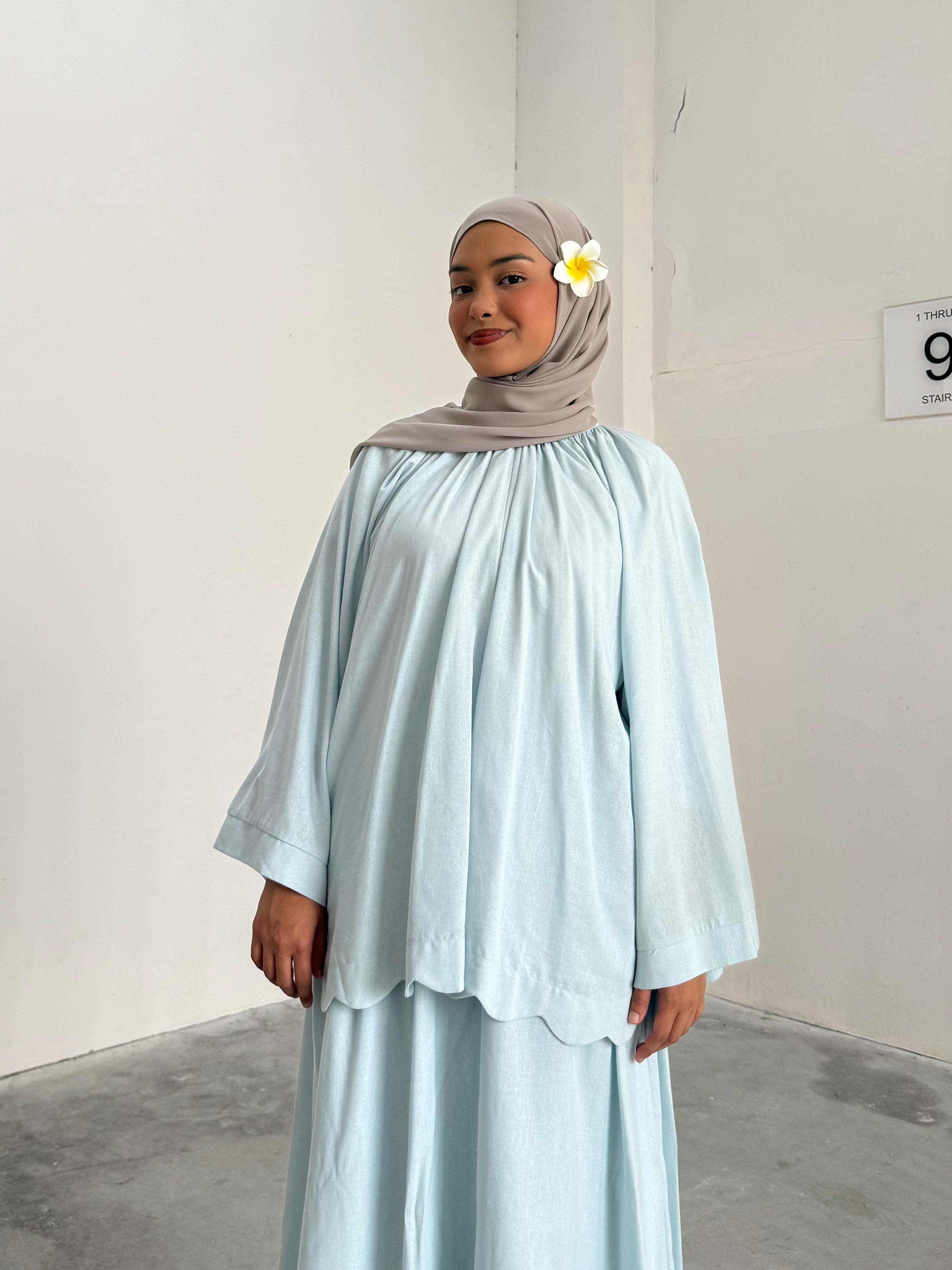 Allure Plain Skirt Set