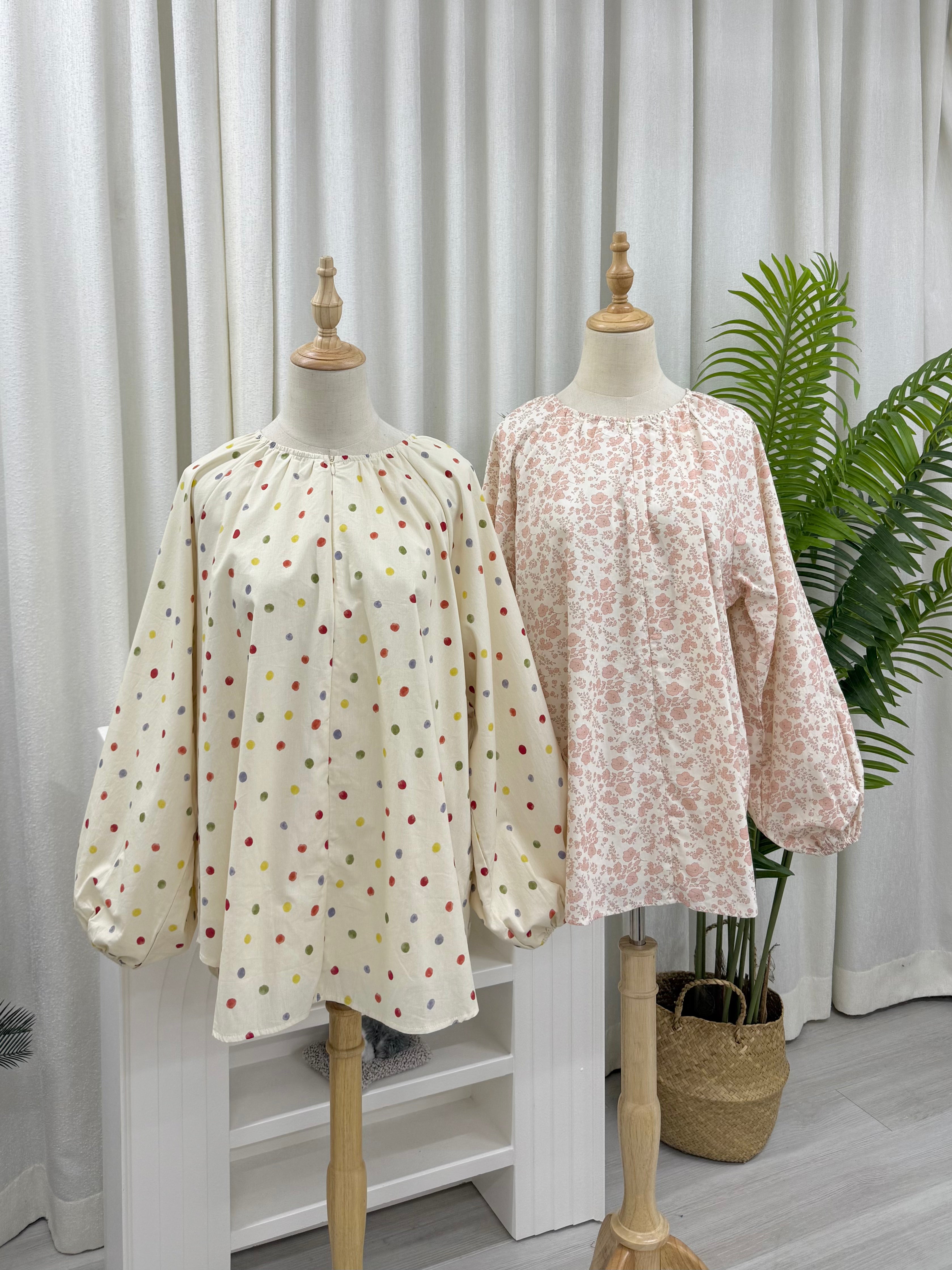 Printed Curve Swing Blouse