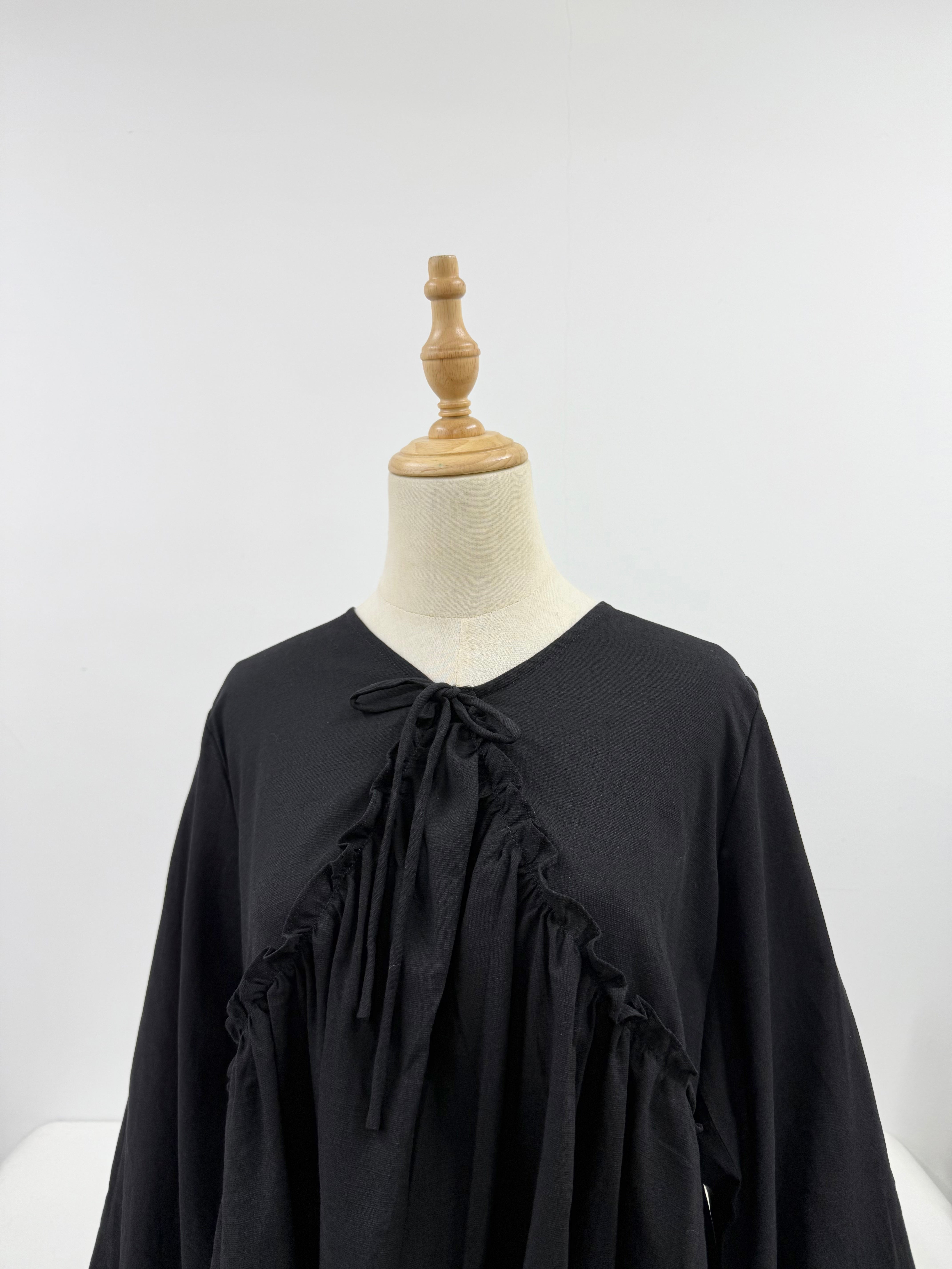 Ruffle Empire Top HV Label