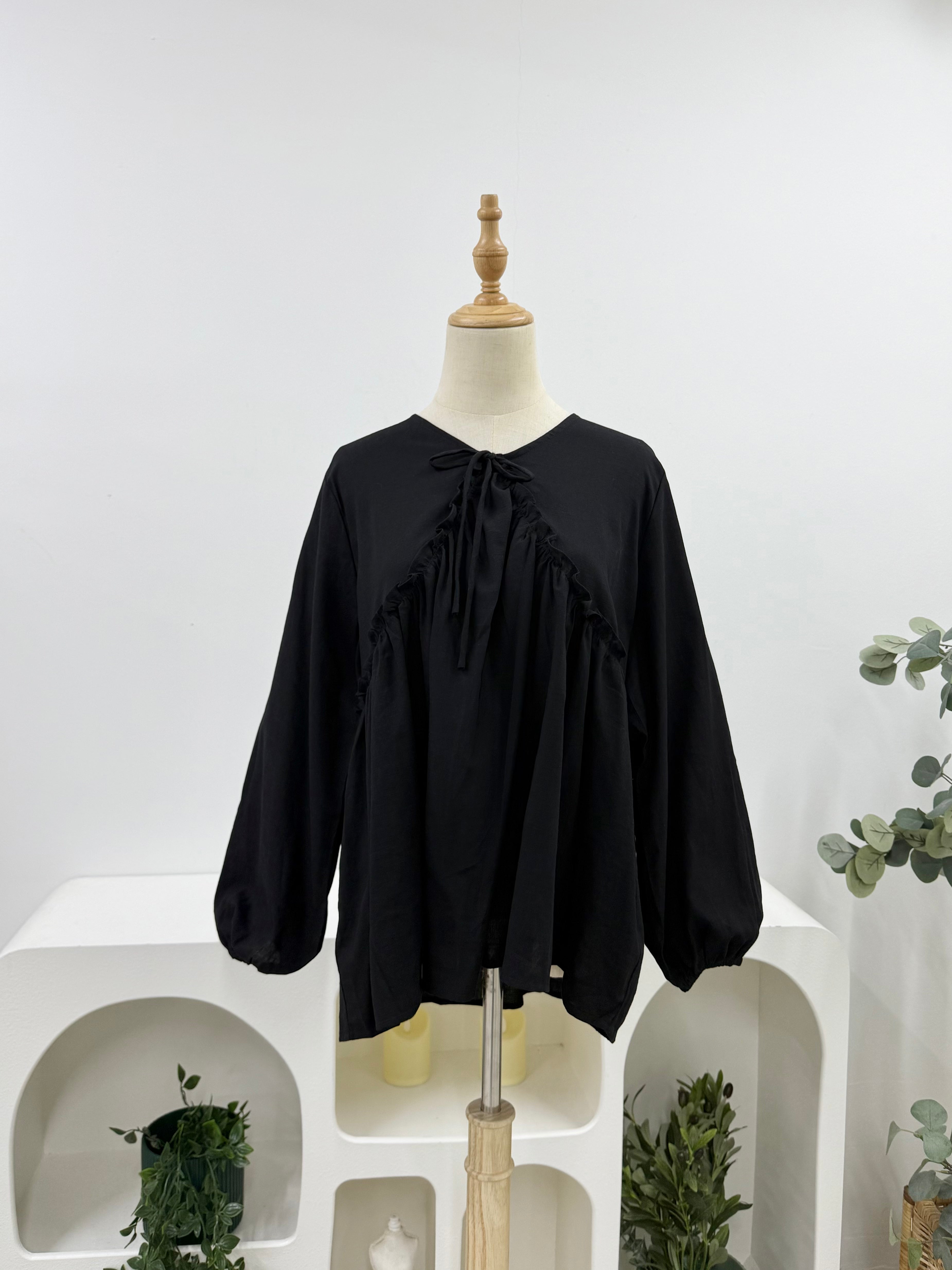 Ruffle Empire Top HV Label