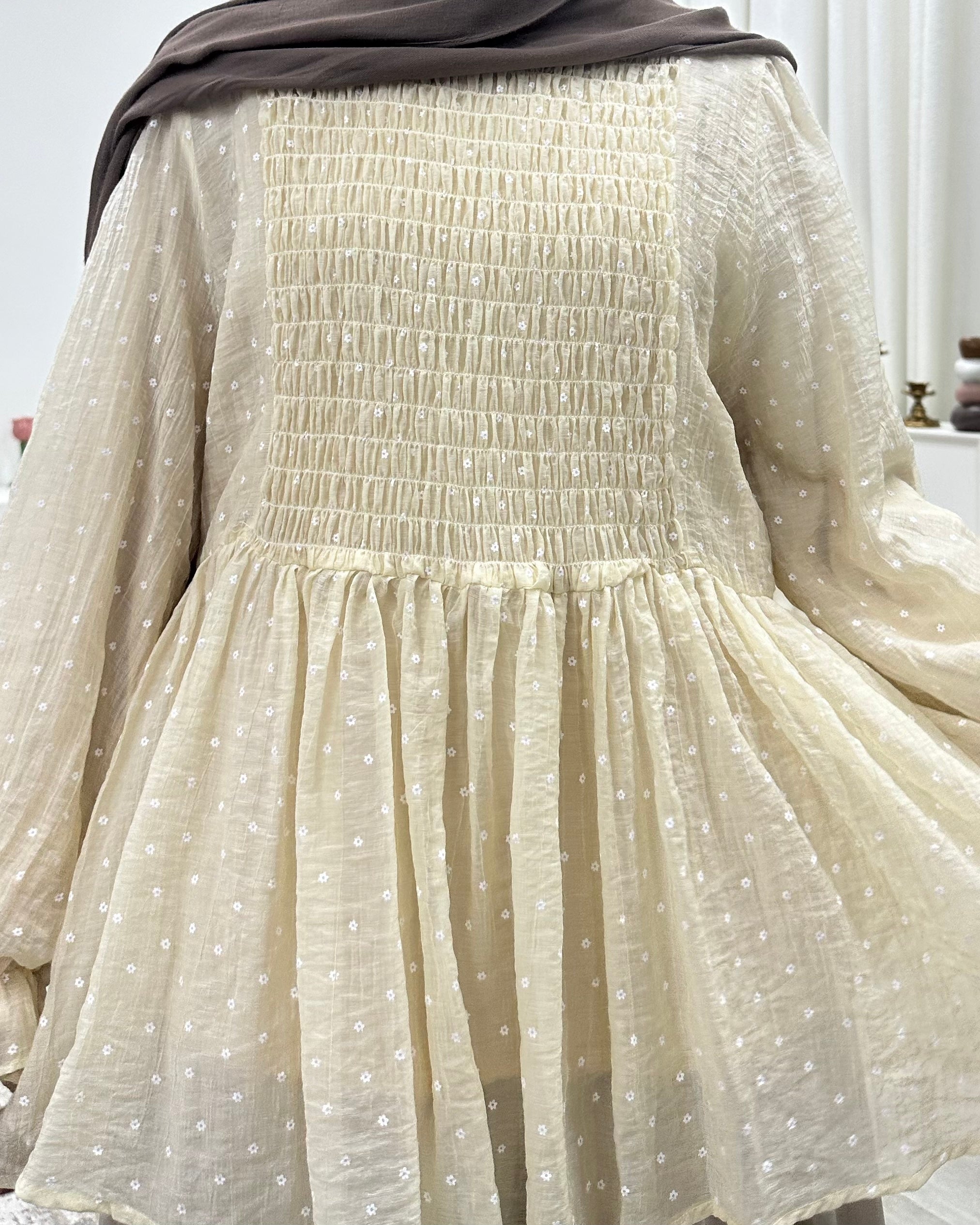 Zephyra Smock Lineup - Daisy