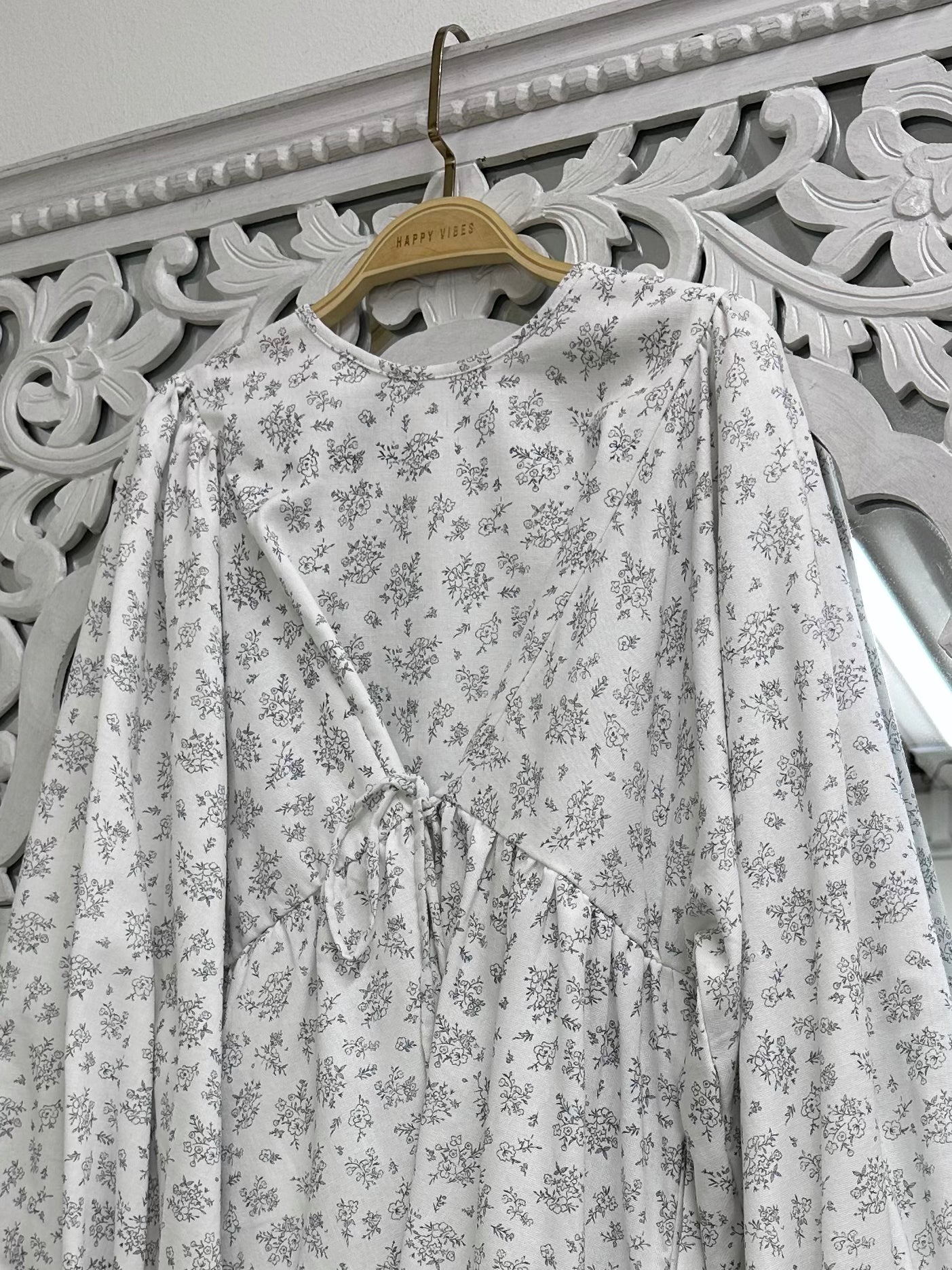 Faye Linen Tie Blouse HV Label