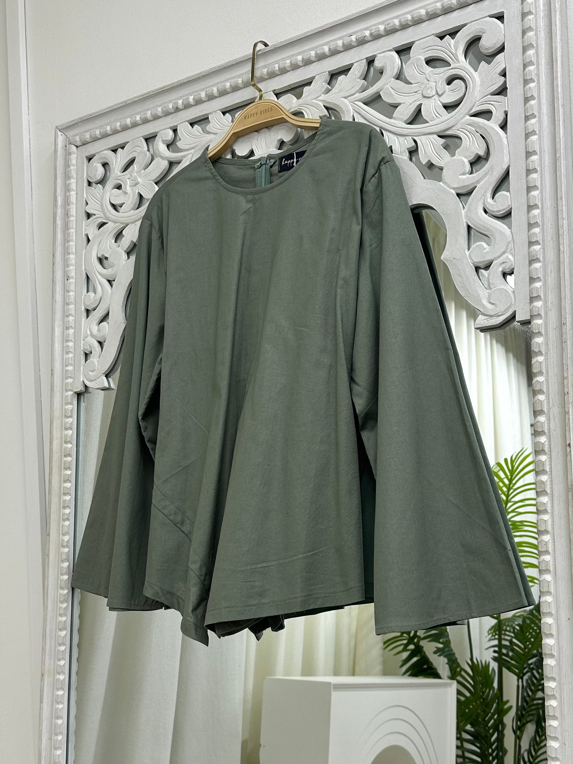 Plain Muse Seam Top HV Label Top