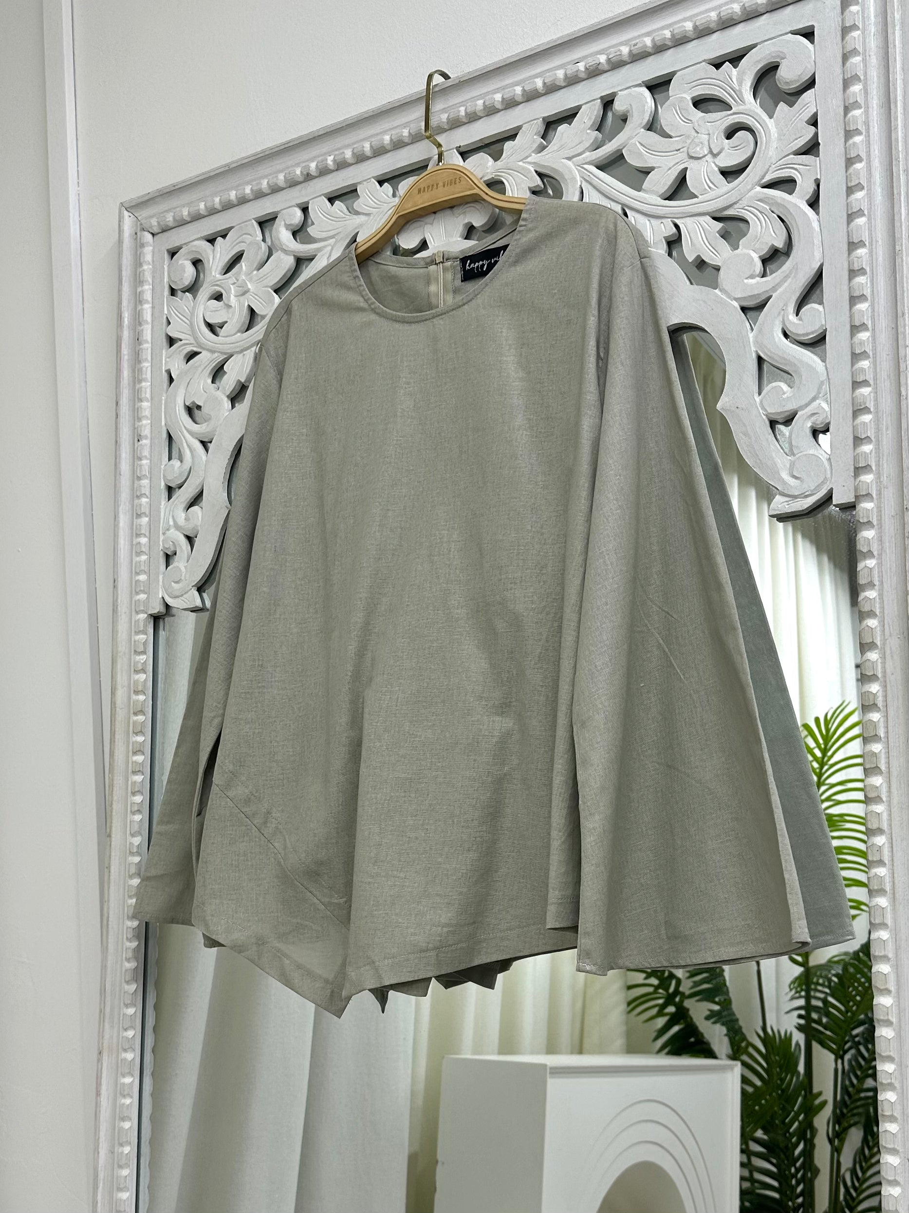 Plain Muse Seam Top HV Label Top