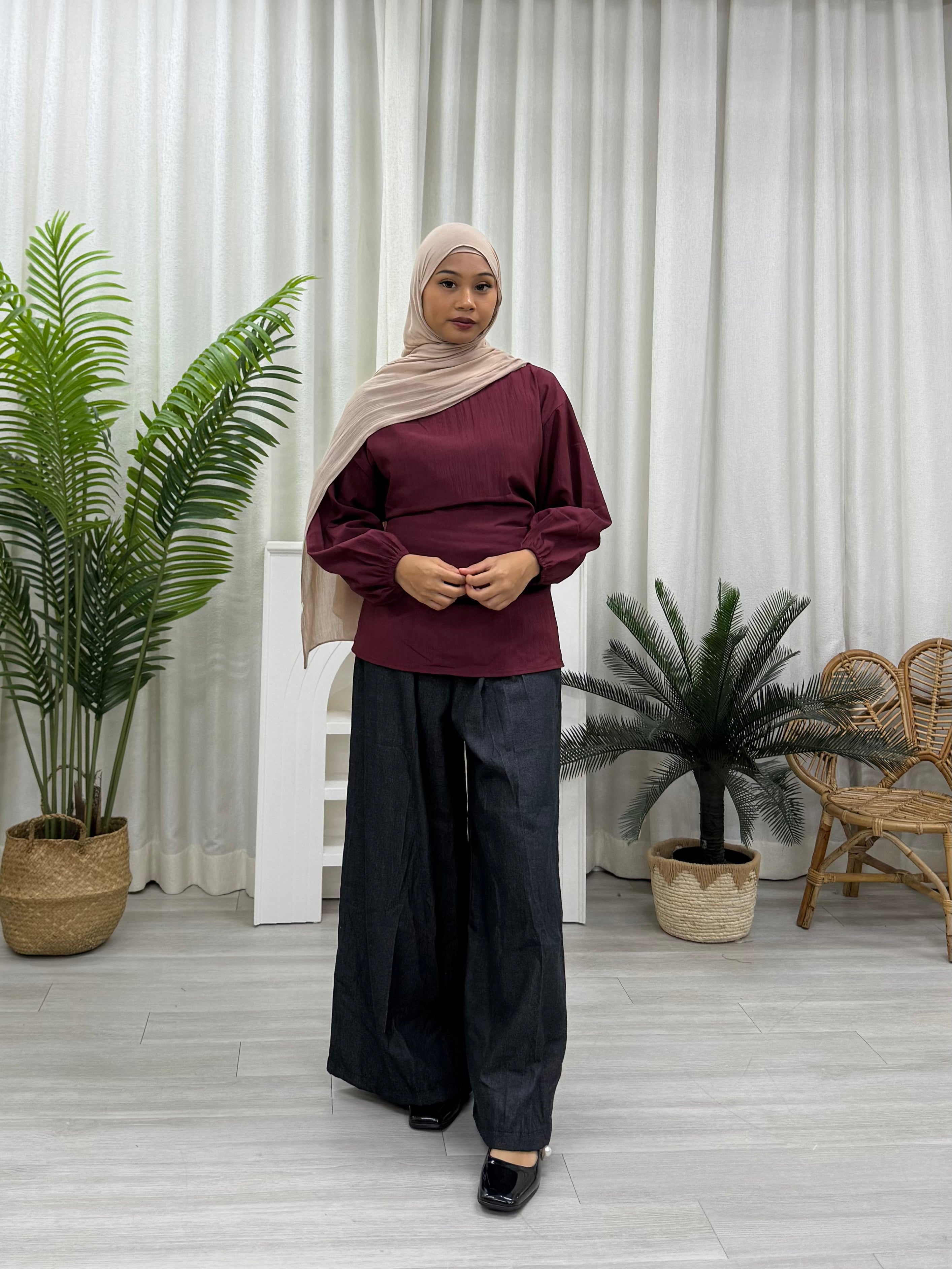 Hanis Basic Tie Blouse - Everyday Top