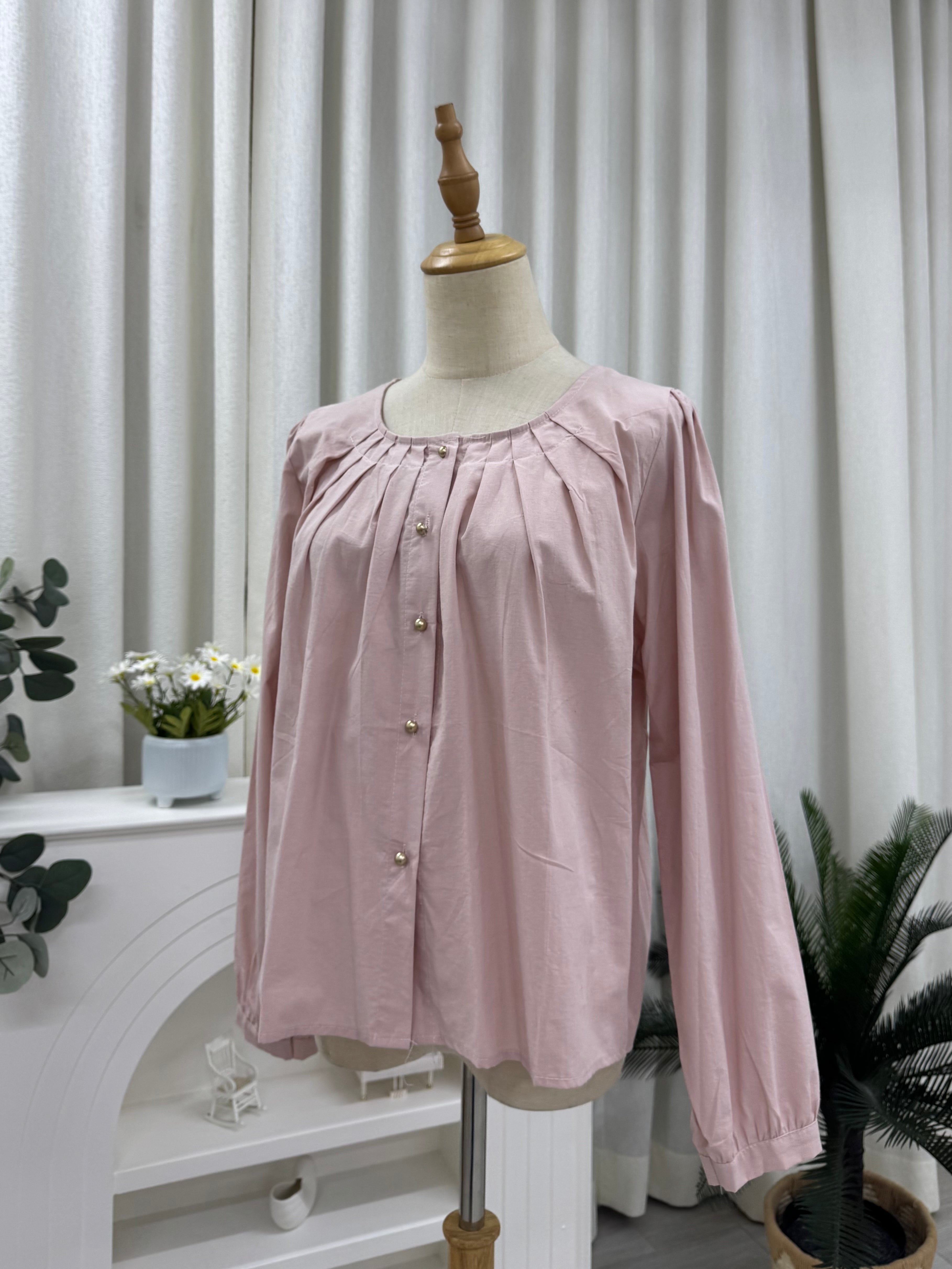Basic Gold Buttoned Blouse