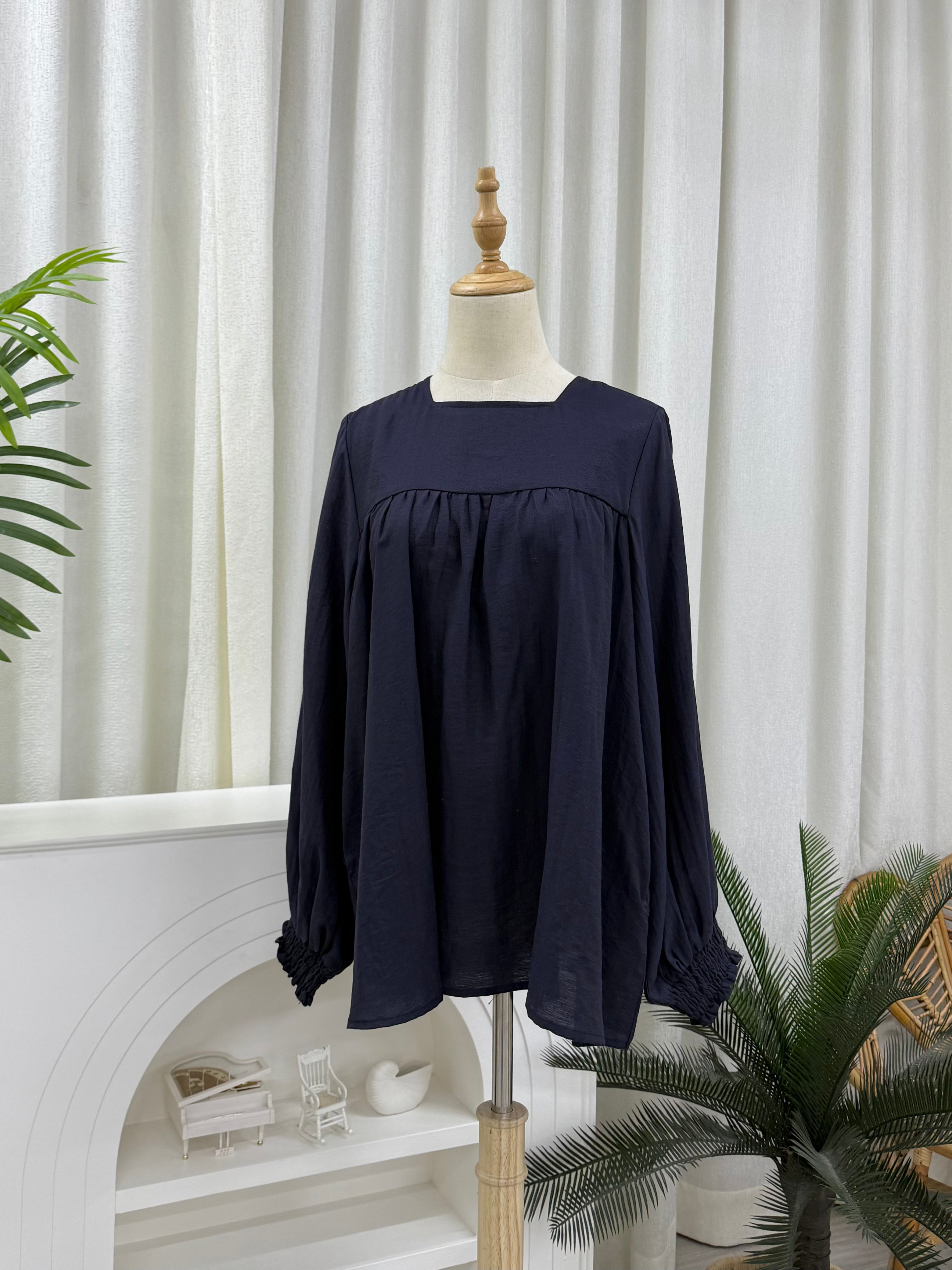Basic Zora Square Top
