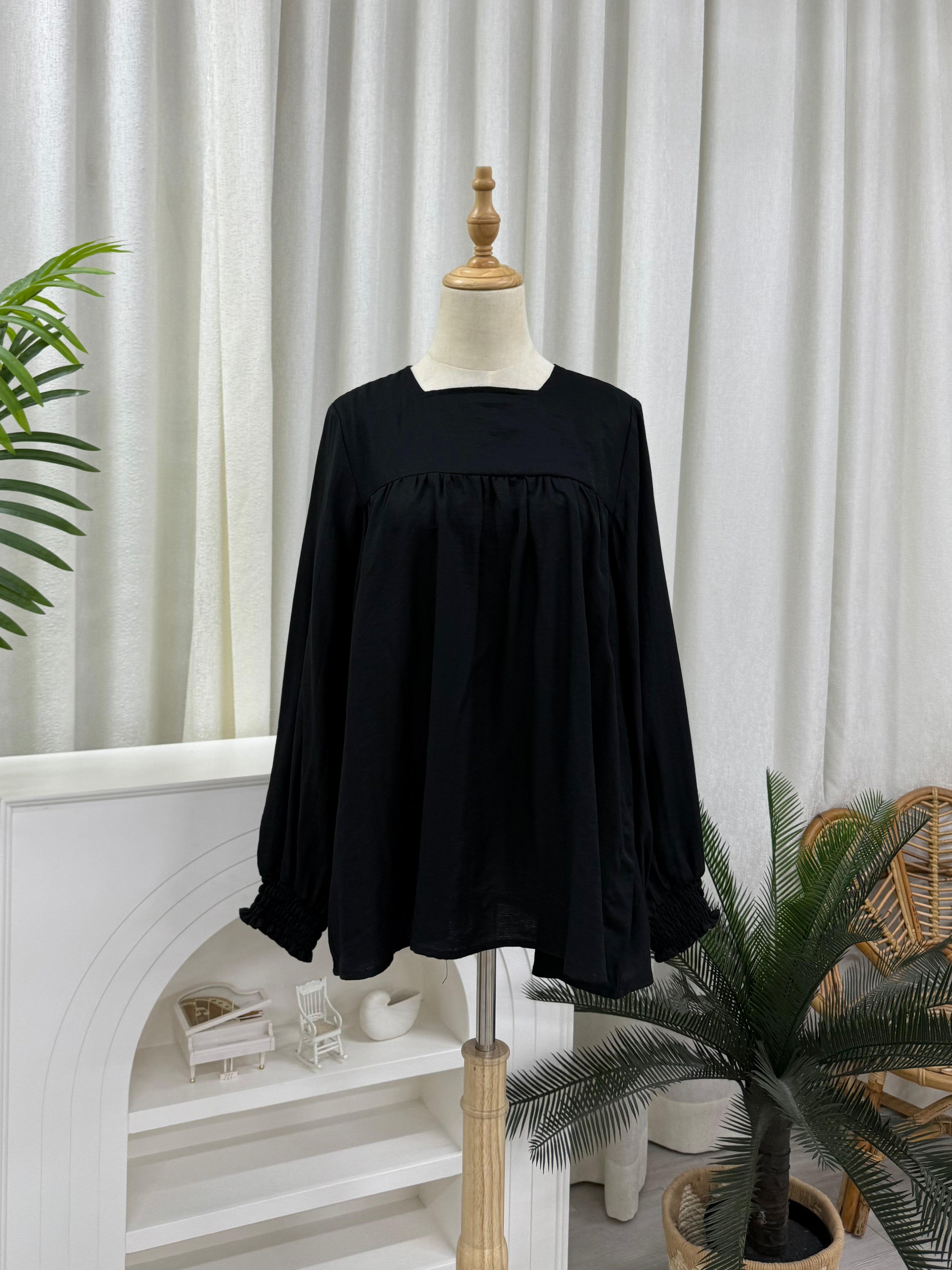 Basic Zora Square Top