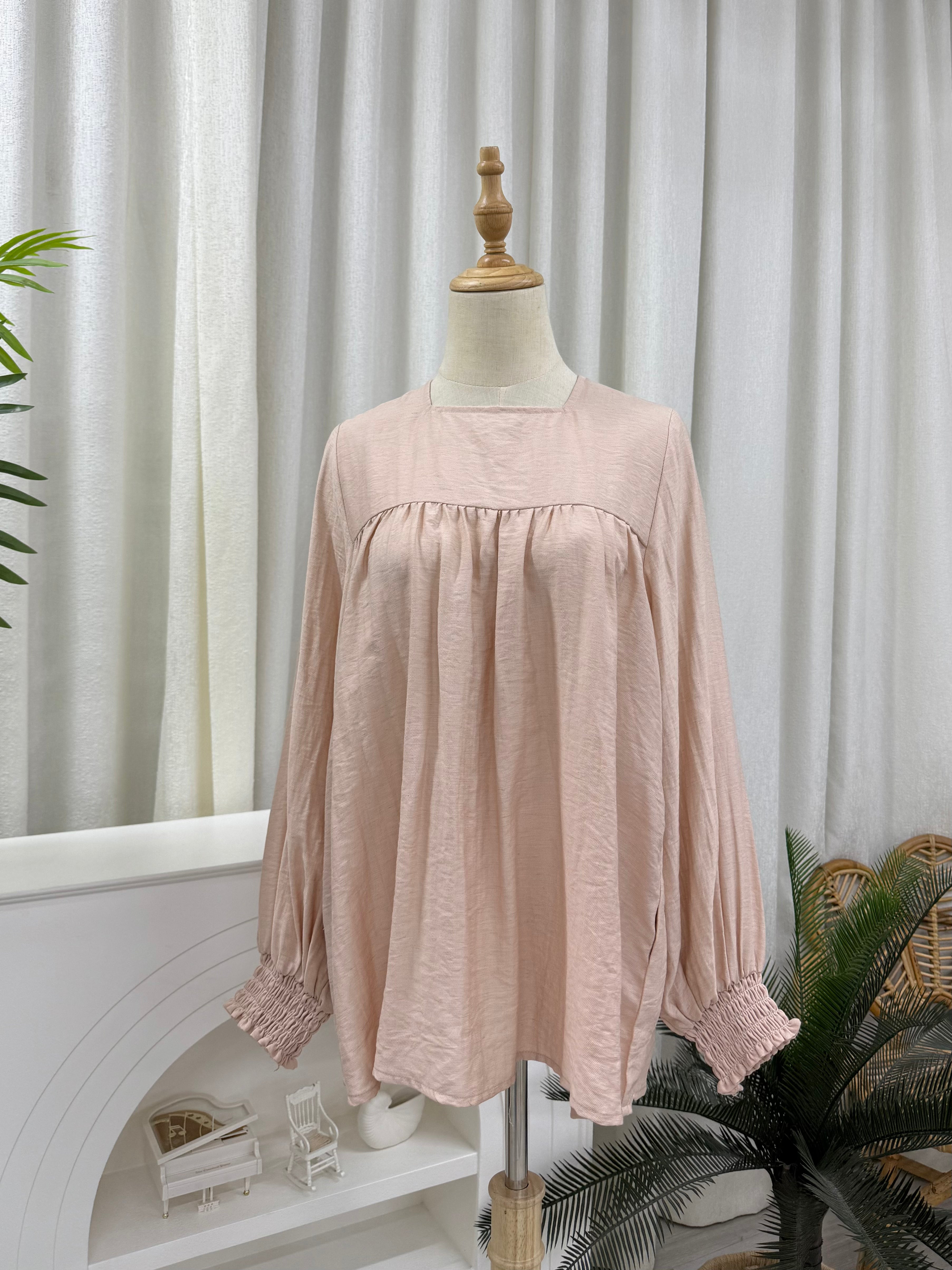 Basic Zora Square Top