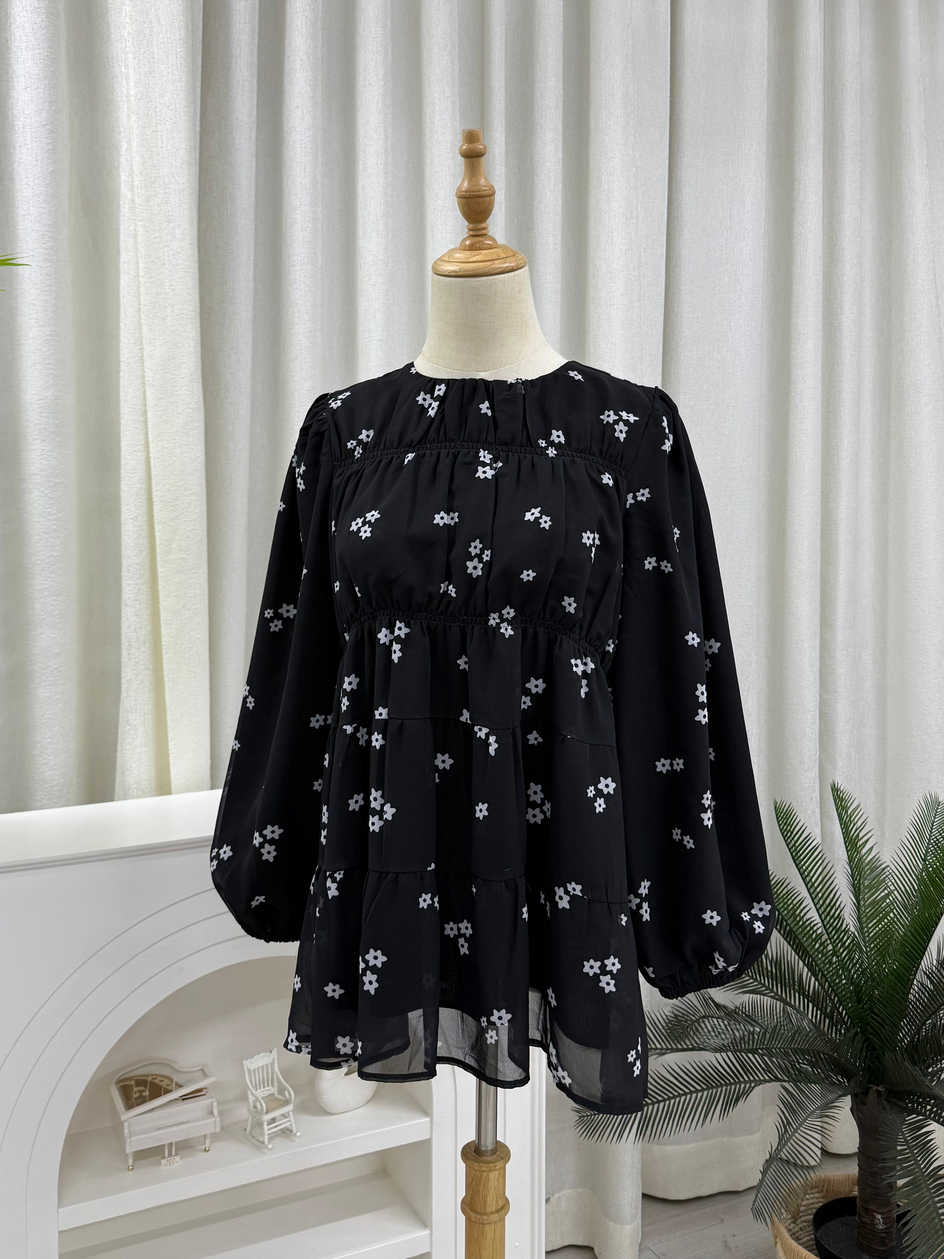 Freya Printed Ruched Top