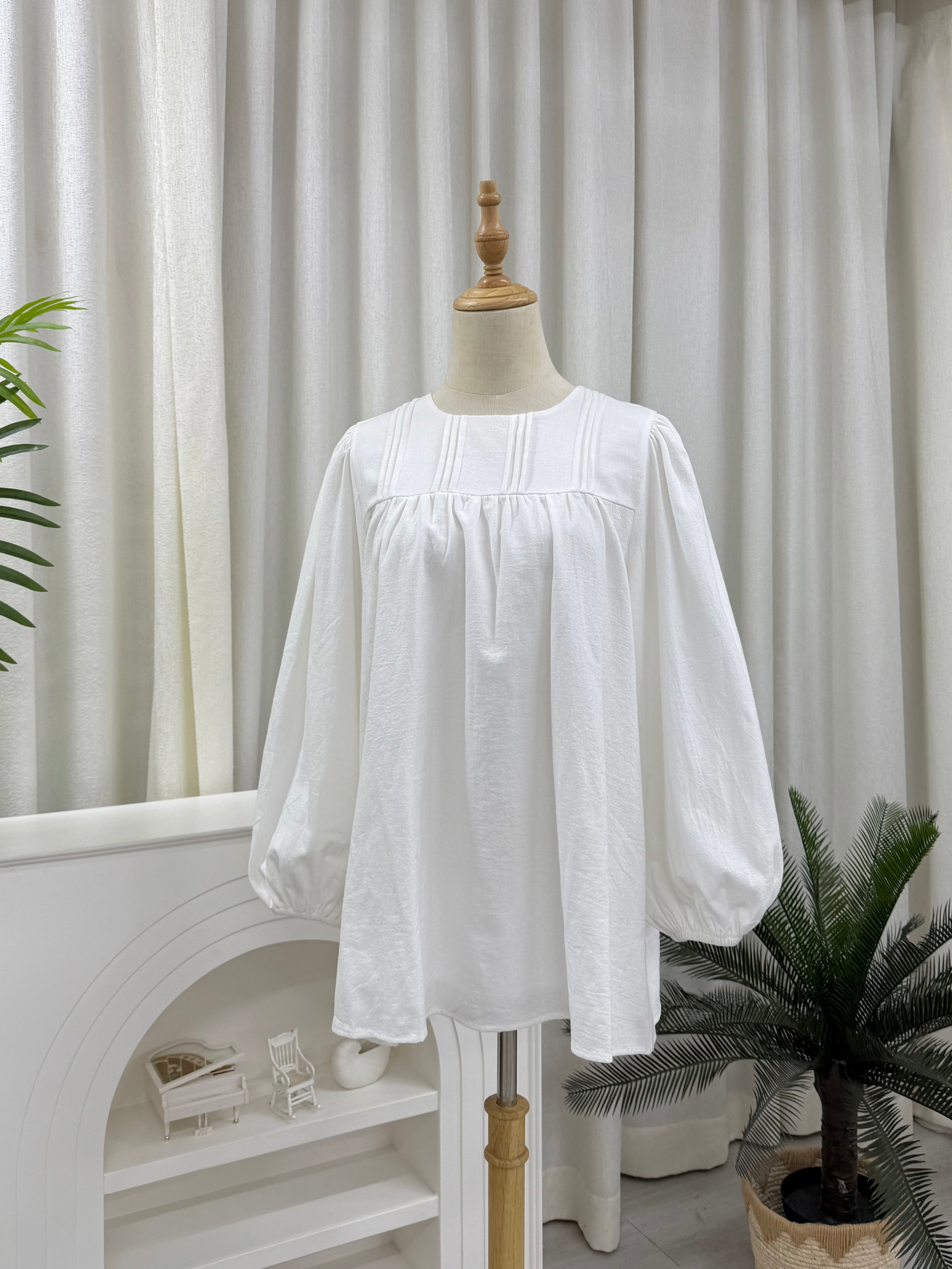 Qiara Pleats Plain Top