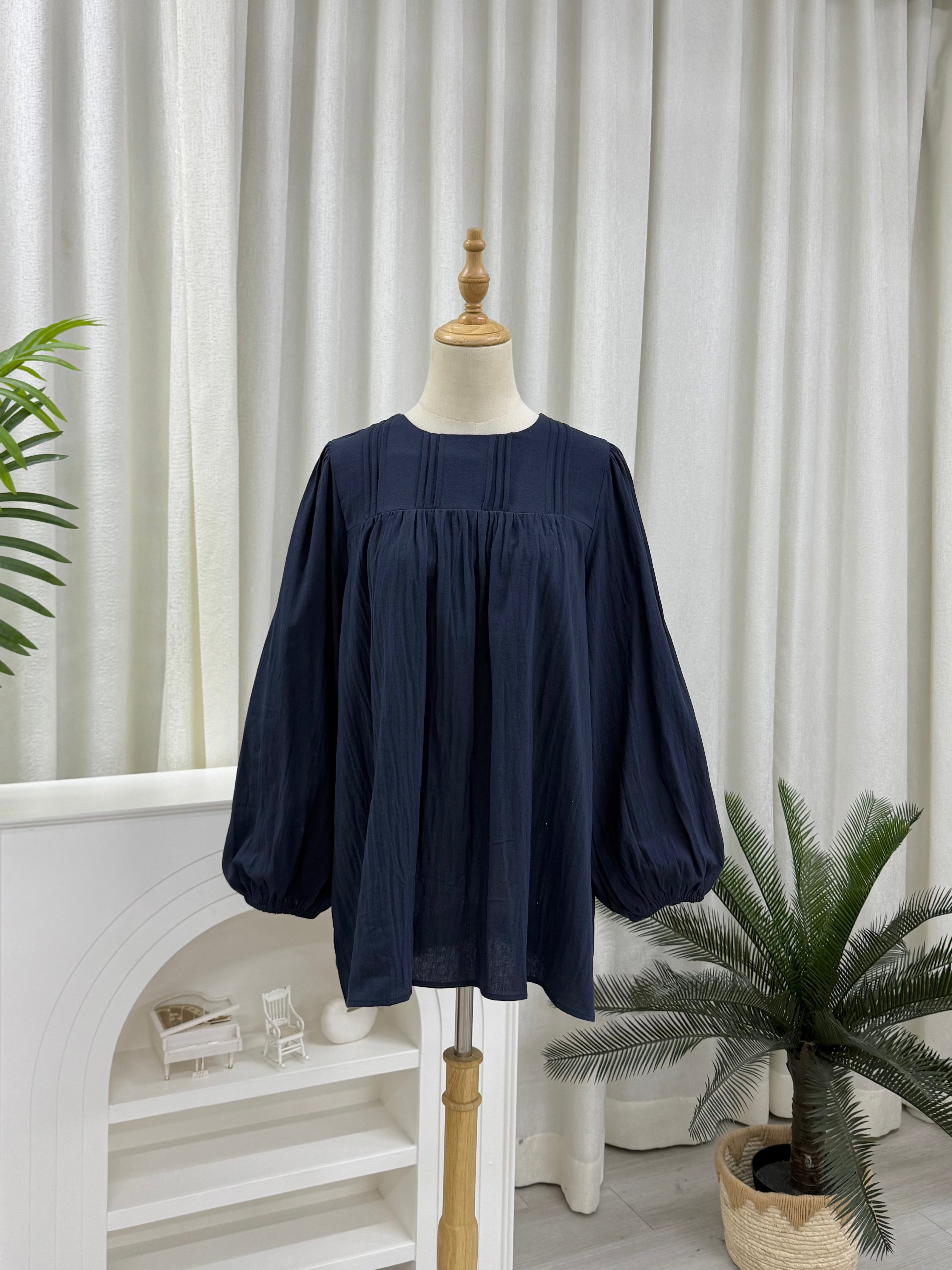 Qiara Pleats Plain Top