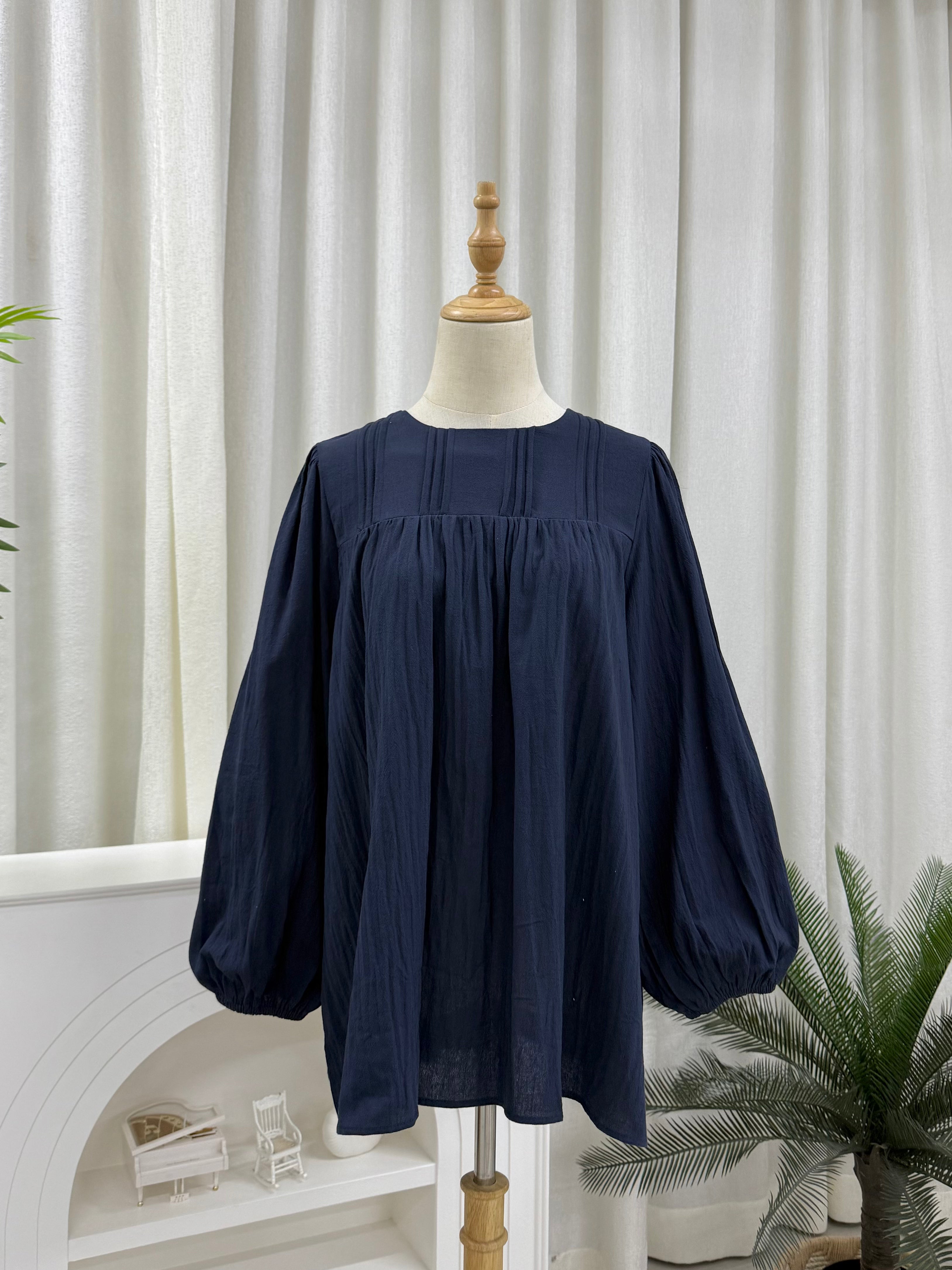 Qiara Pleats Plain Top