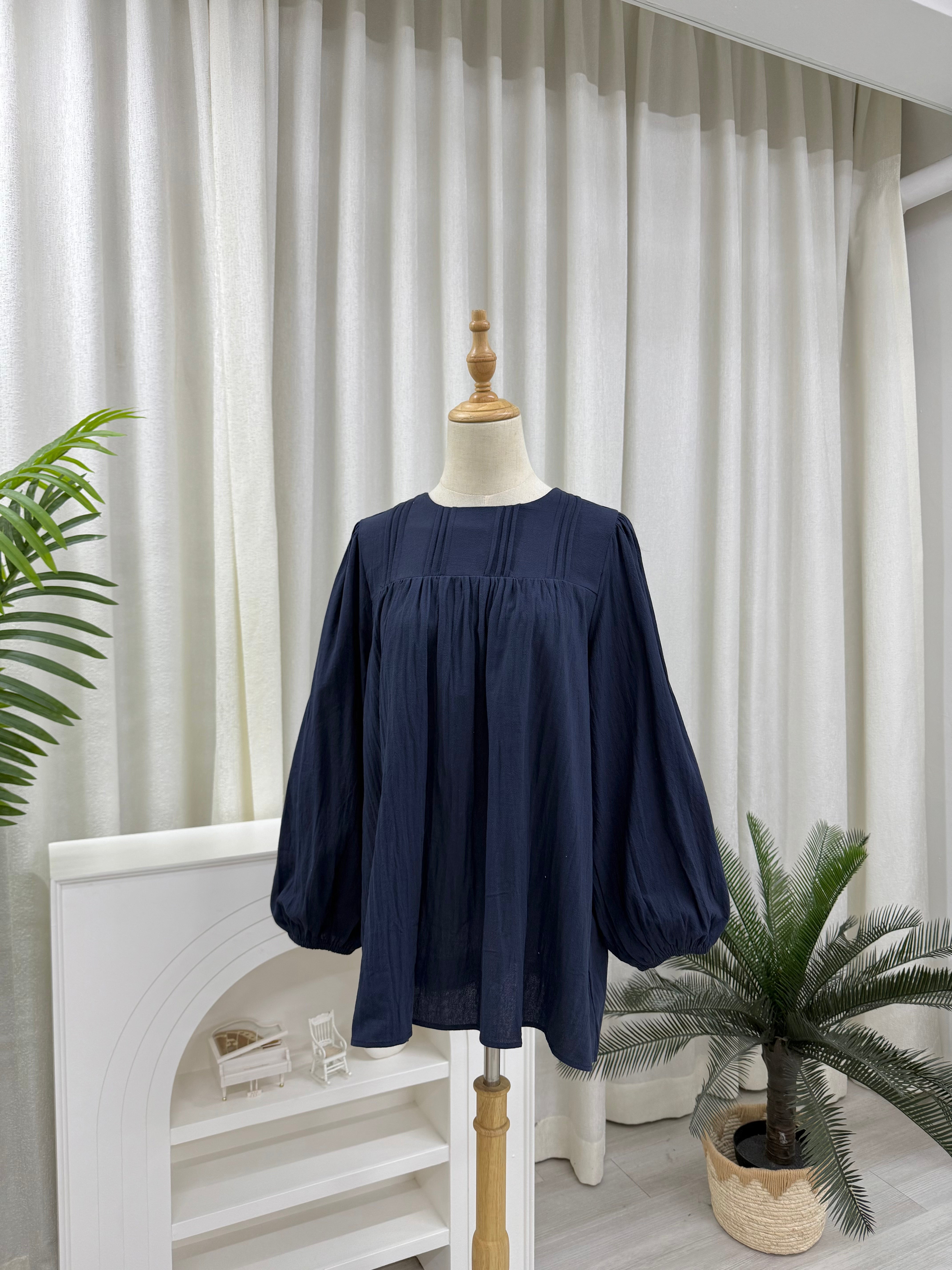 Qiara Pleats Plain Top