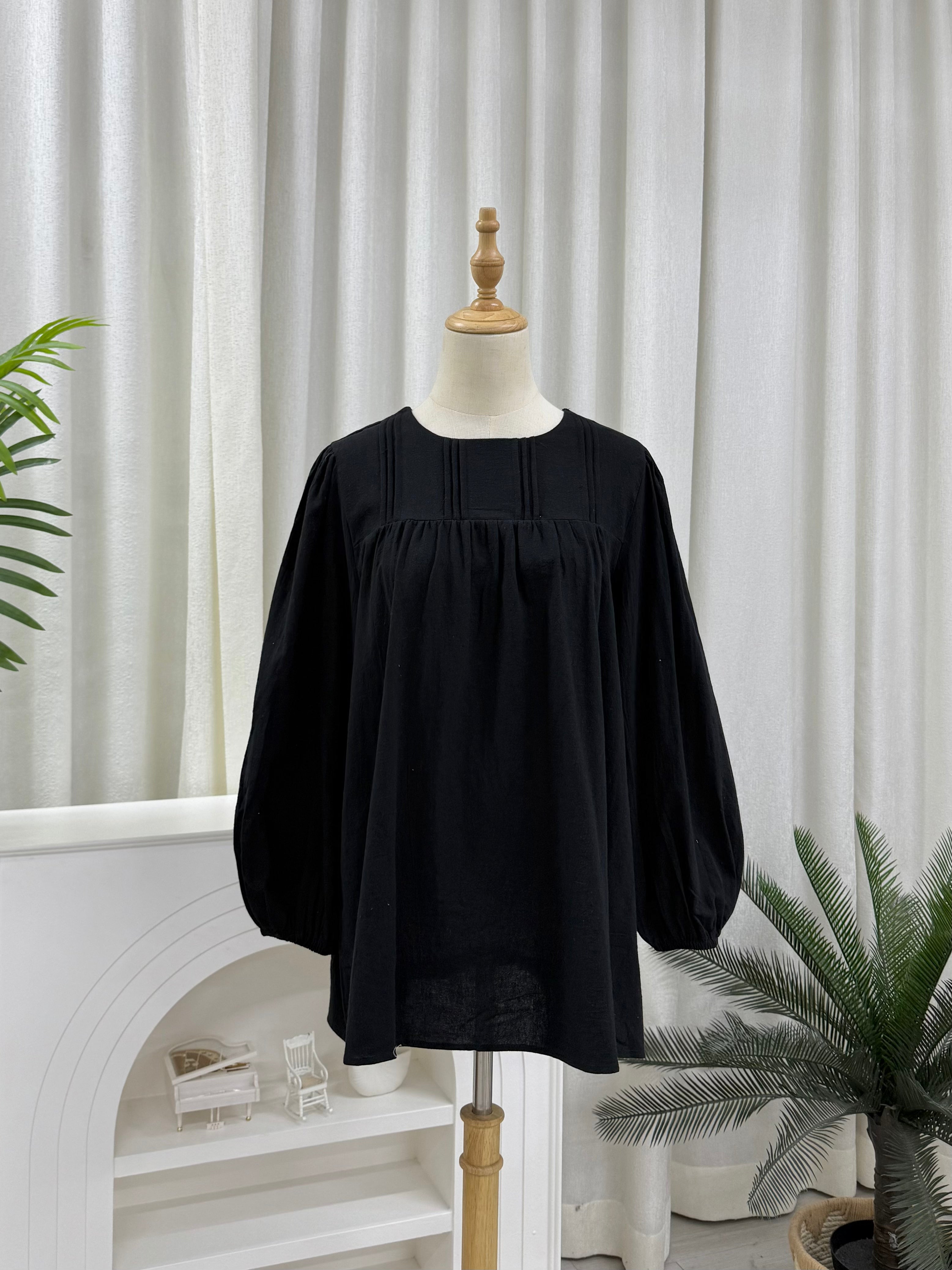 Qiara Pleats Plain Top