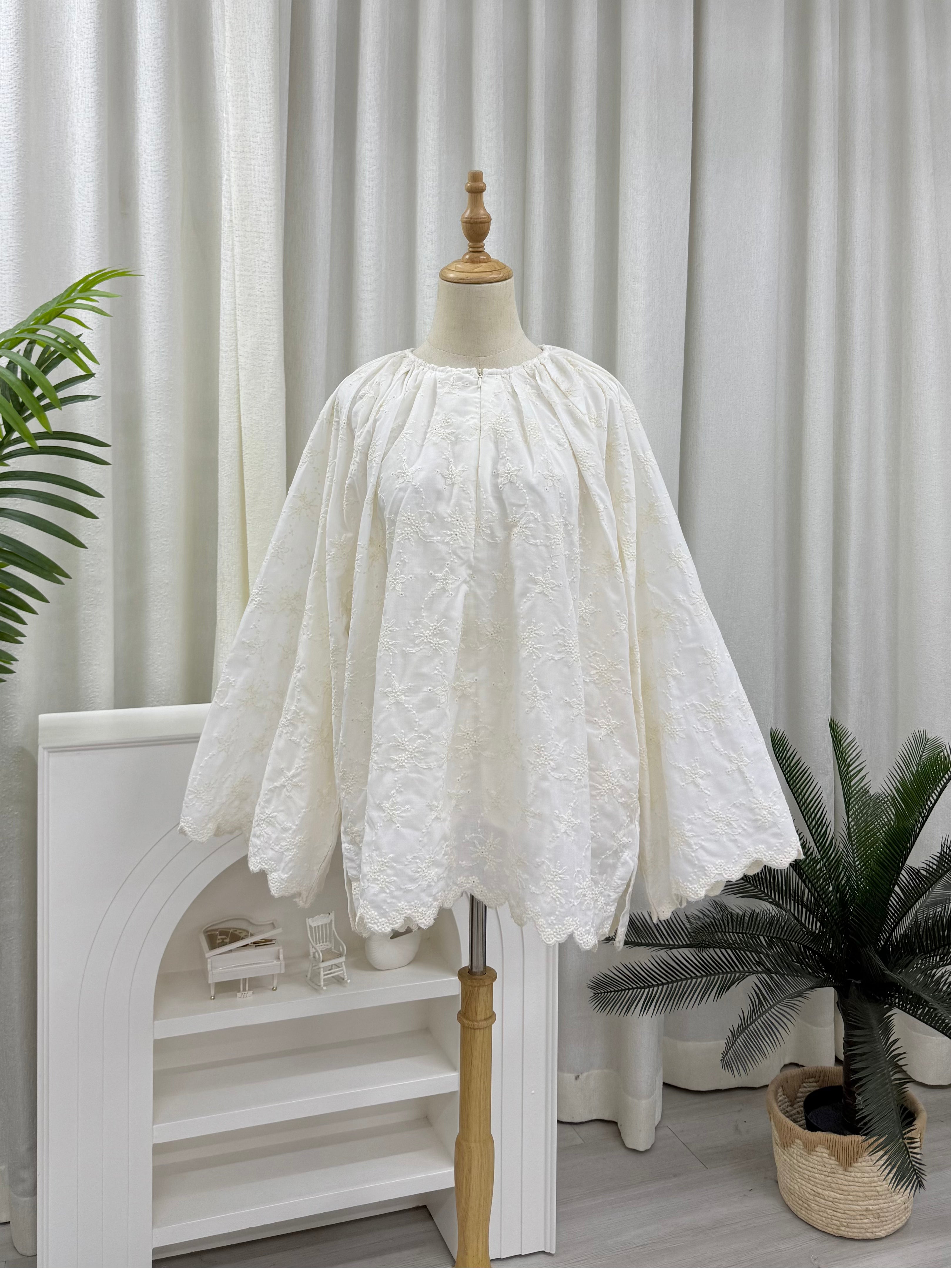 Sculpted Scallop Top - Mirelle