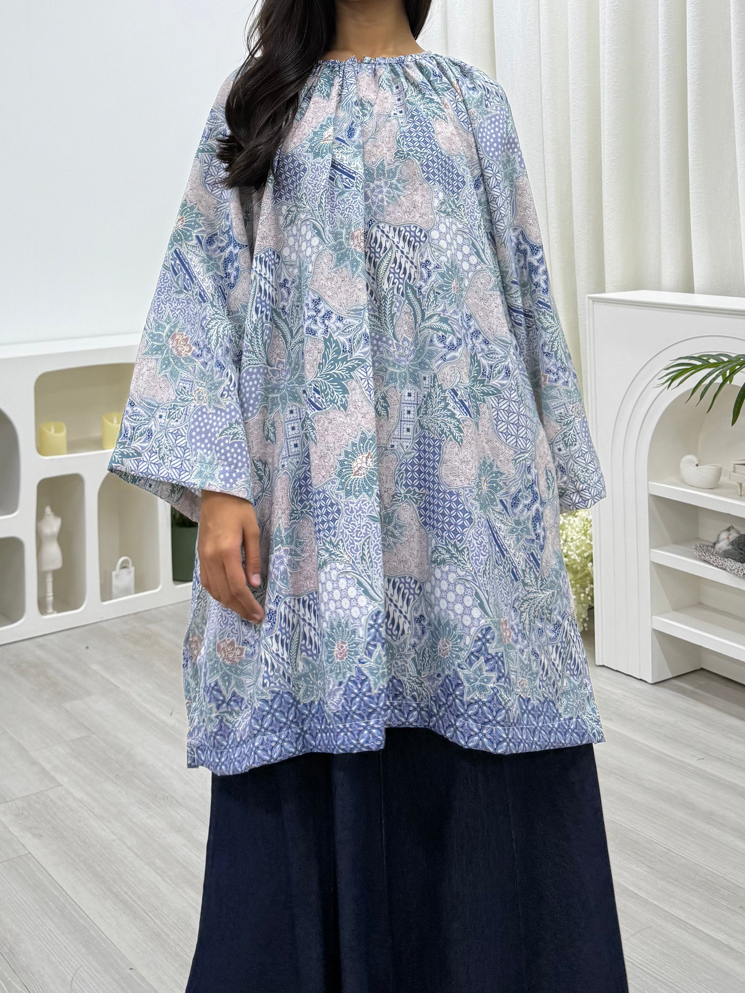 Raglan Sleeve Batik Tunic - Nursing Friendly