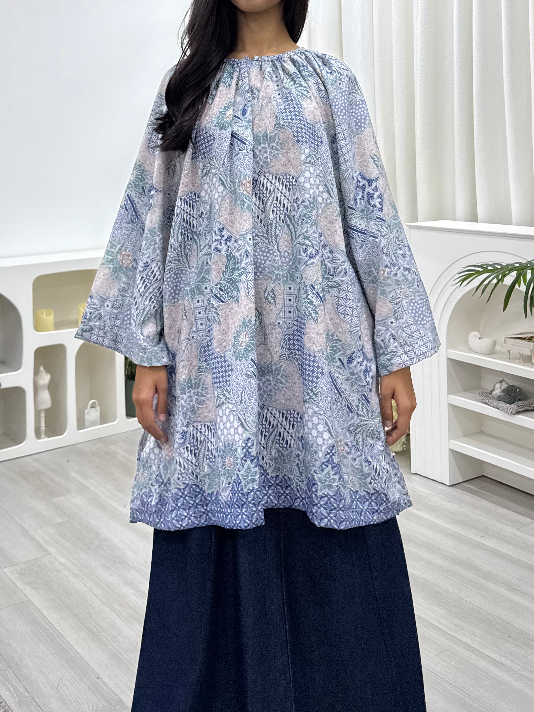 Raglan Sleeve Batik Tunic - Nursing Friendly