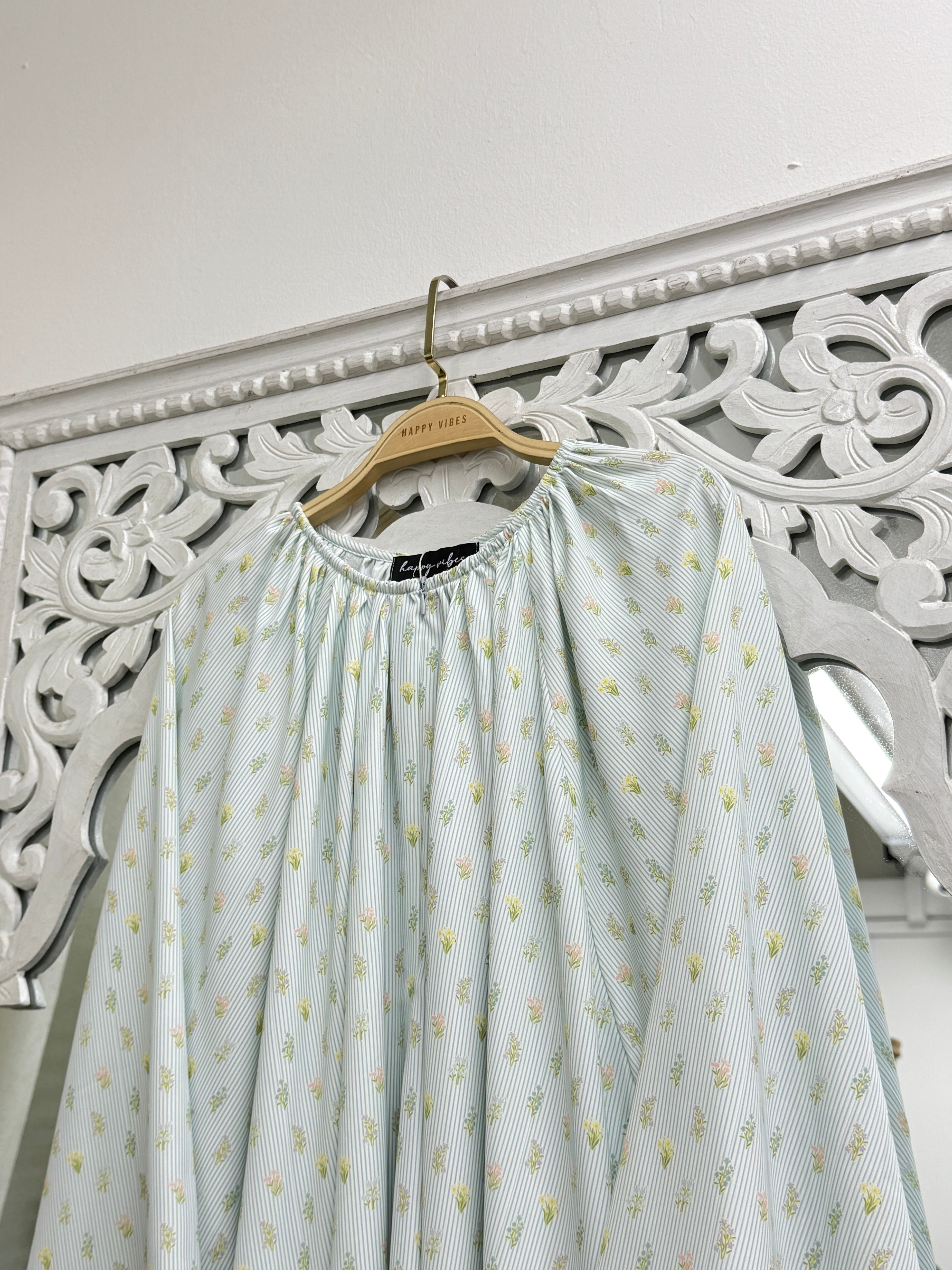 Raglan Basic Printed Top HV Label