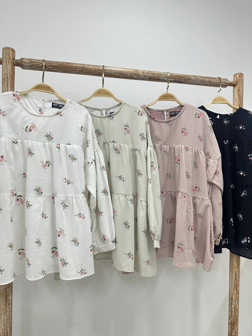 Kate Tiered Crinkle Top Crinkle Iron Free