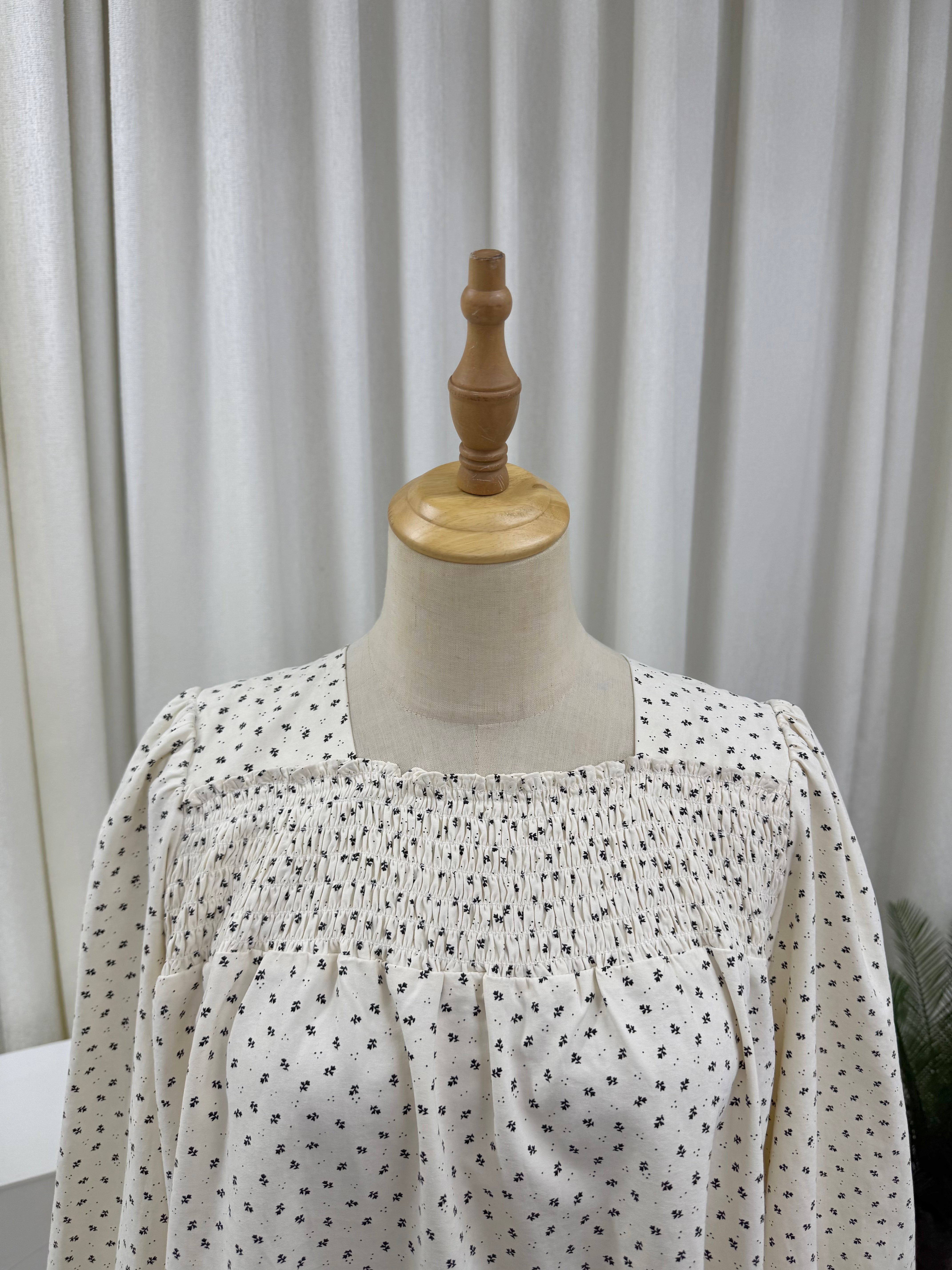 Smock Serenity Top - Iyna