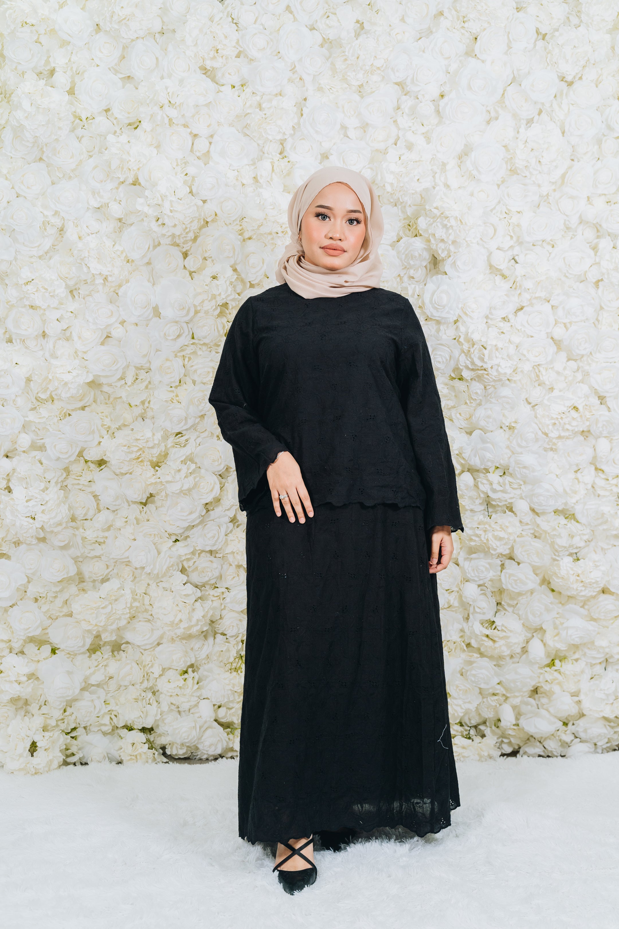 Bunga Eyelet Skirt Set