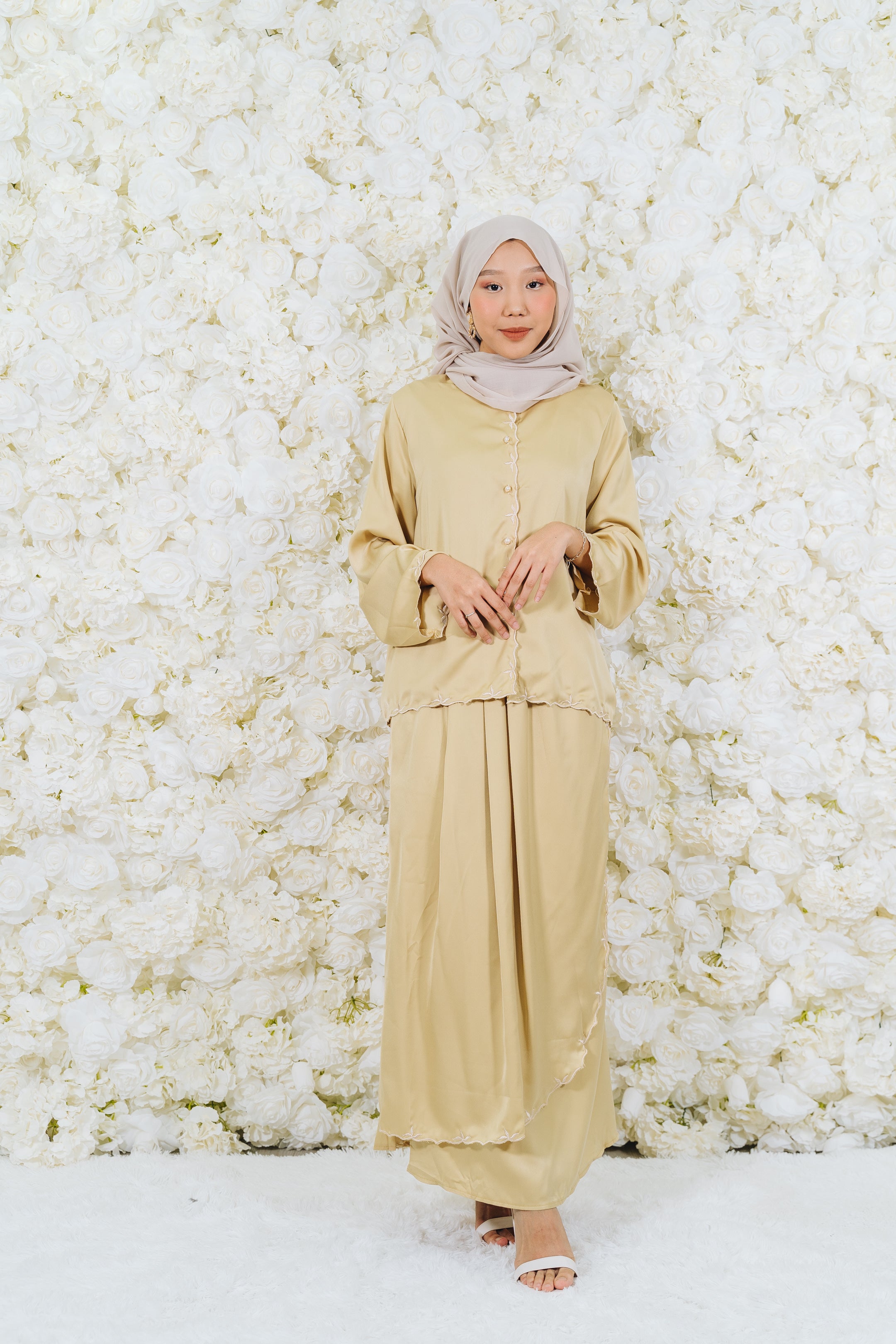 Tilla Leaves Sulam Skirt Set