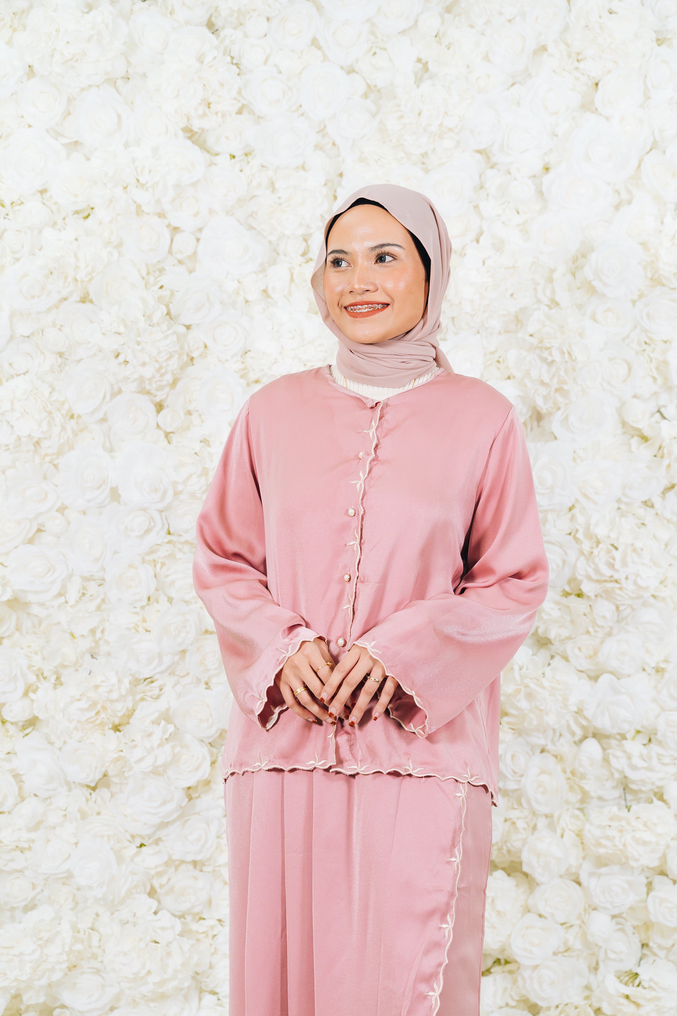 Tilla Leaves Sulam Skirt Set