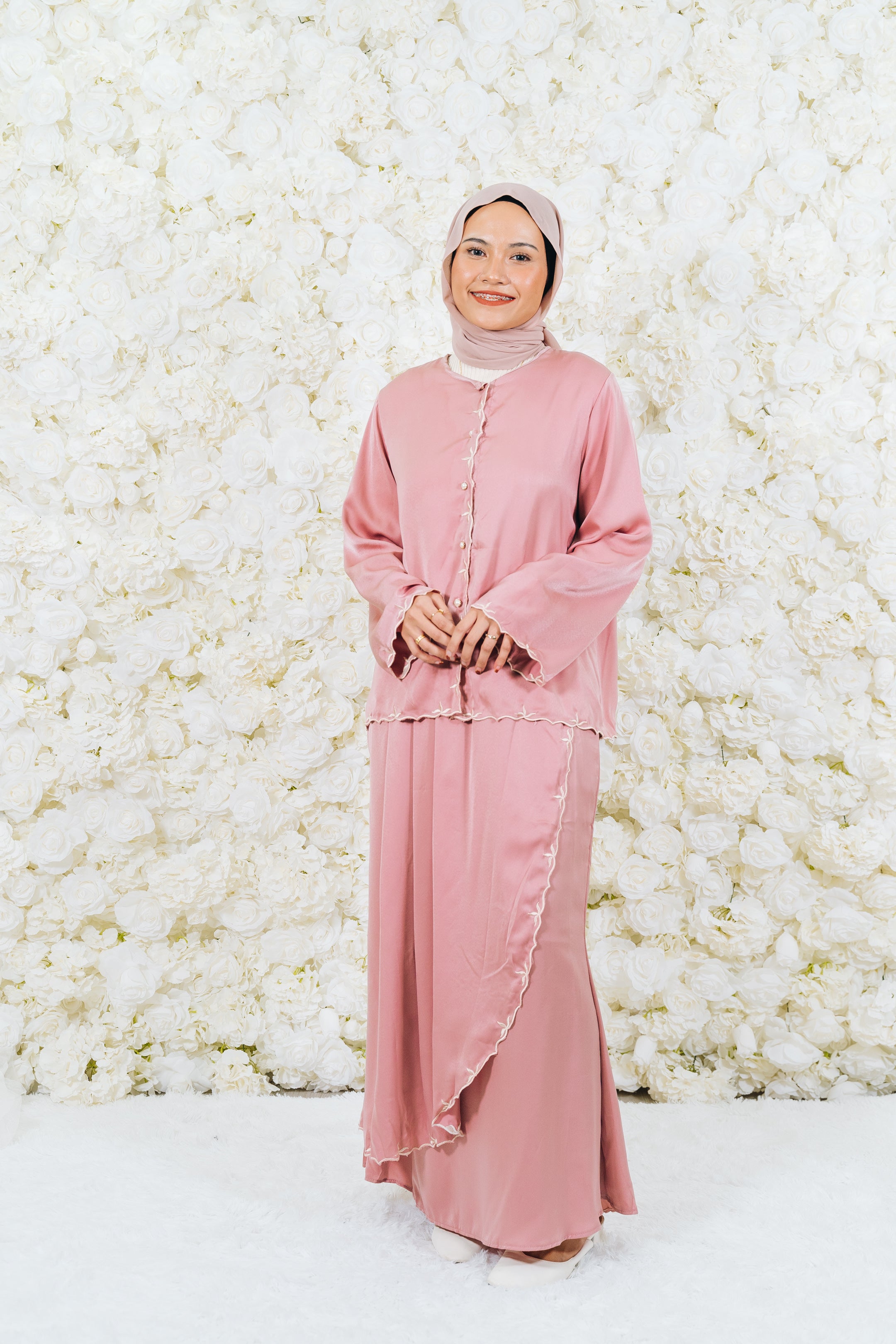 Tilla Leaves Sulam Skirt Set